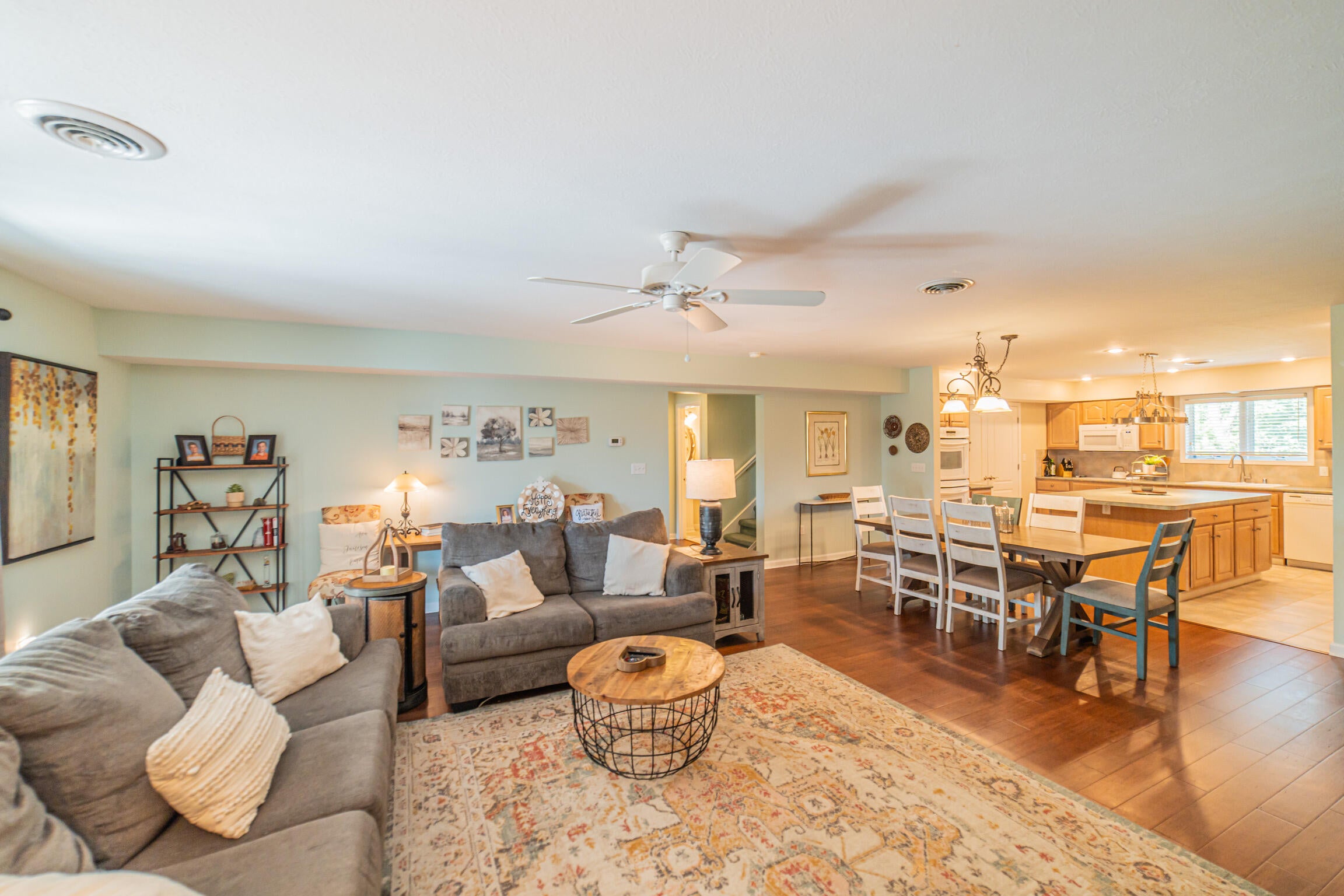 106 Treetops Lane 4B
