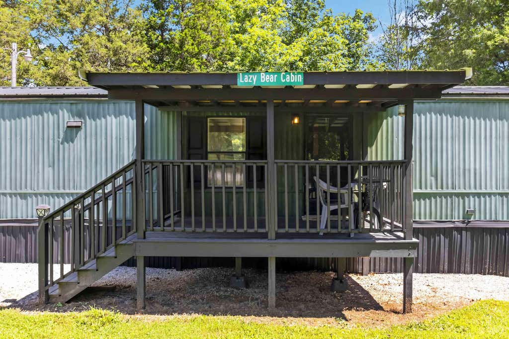 Photo of 286 Kelly Place, Somerset, KY 42501 (MLS # 26020481)