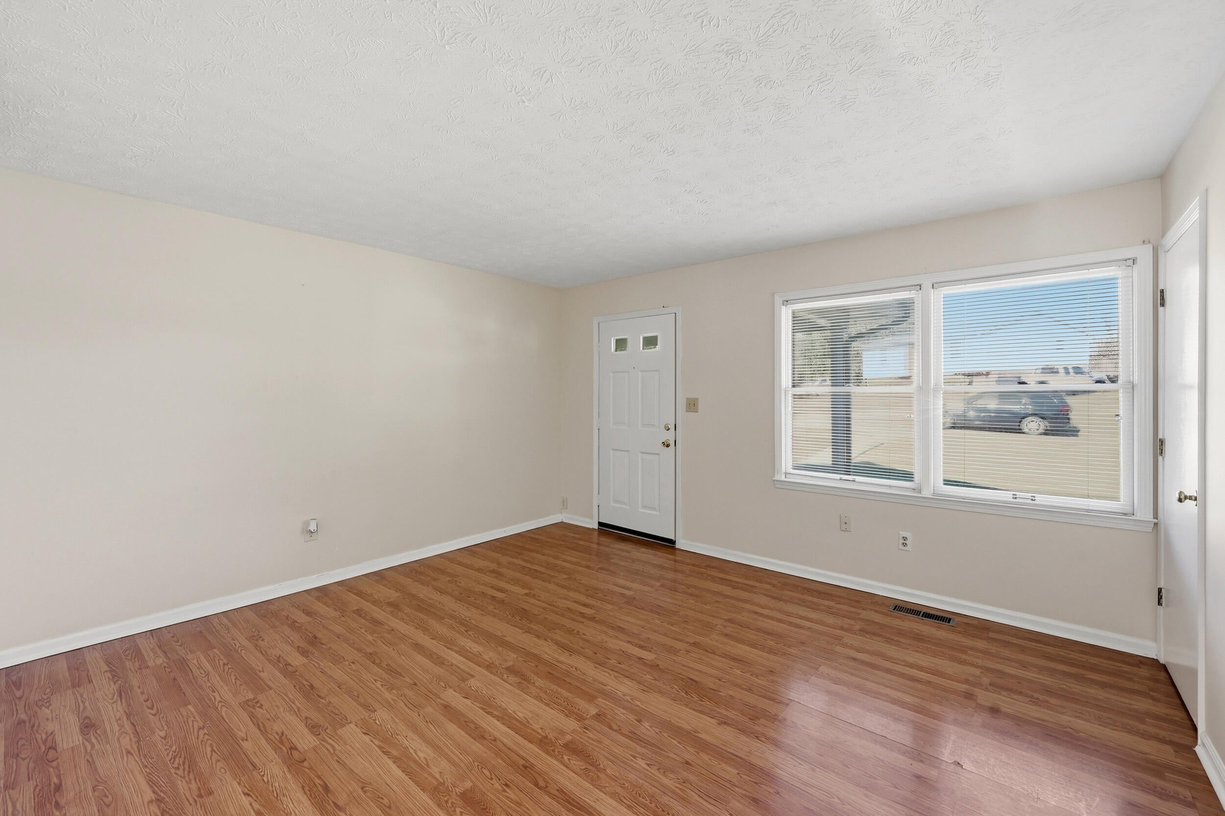 3225 Mammoth Drive