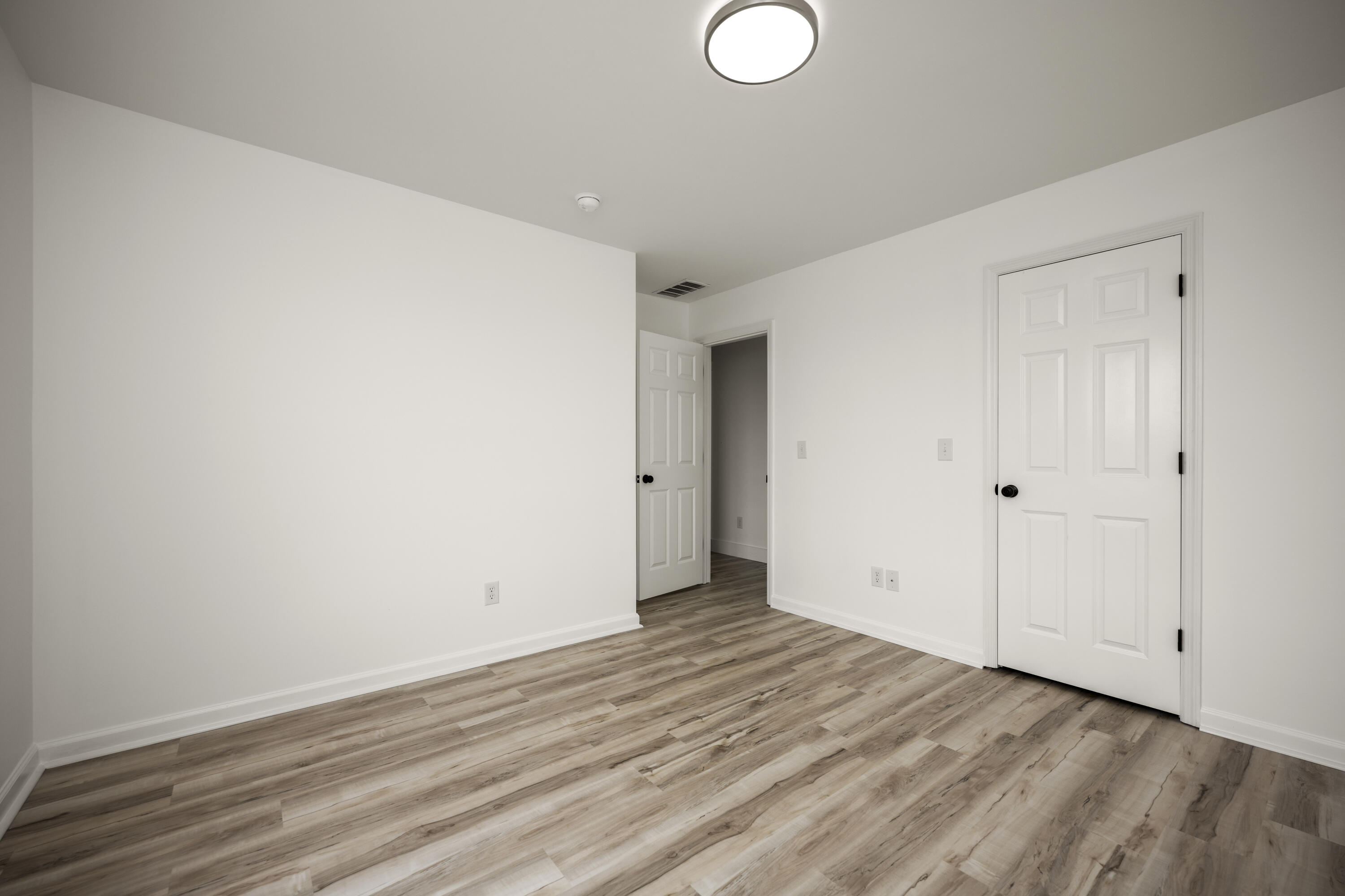 Richmond, Kentucky 40475, United States, 5 Bedrooms Bedrooms, ,3 BathroomsBathrooms,Residential,Active,150783