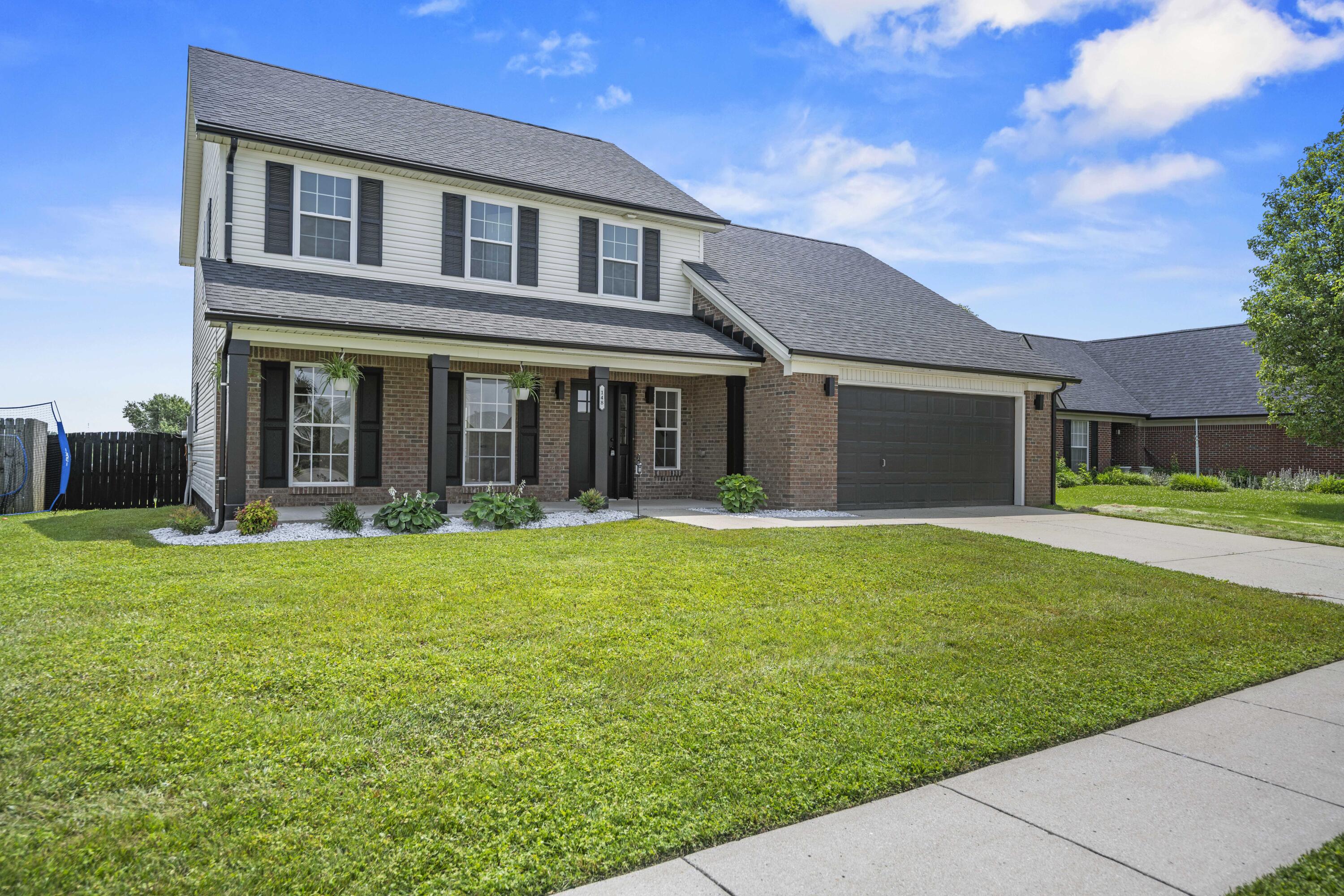 Richmond, Kentucky 40475, United States, 5 Bedrooms Bedrooms, ,3 BathroomsBathrooms,Residential,Active,150783