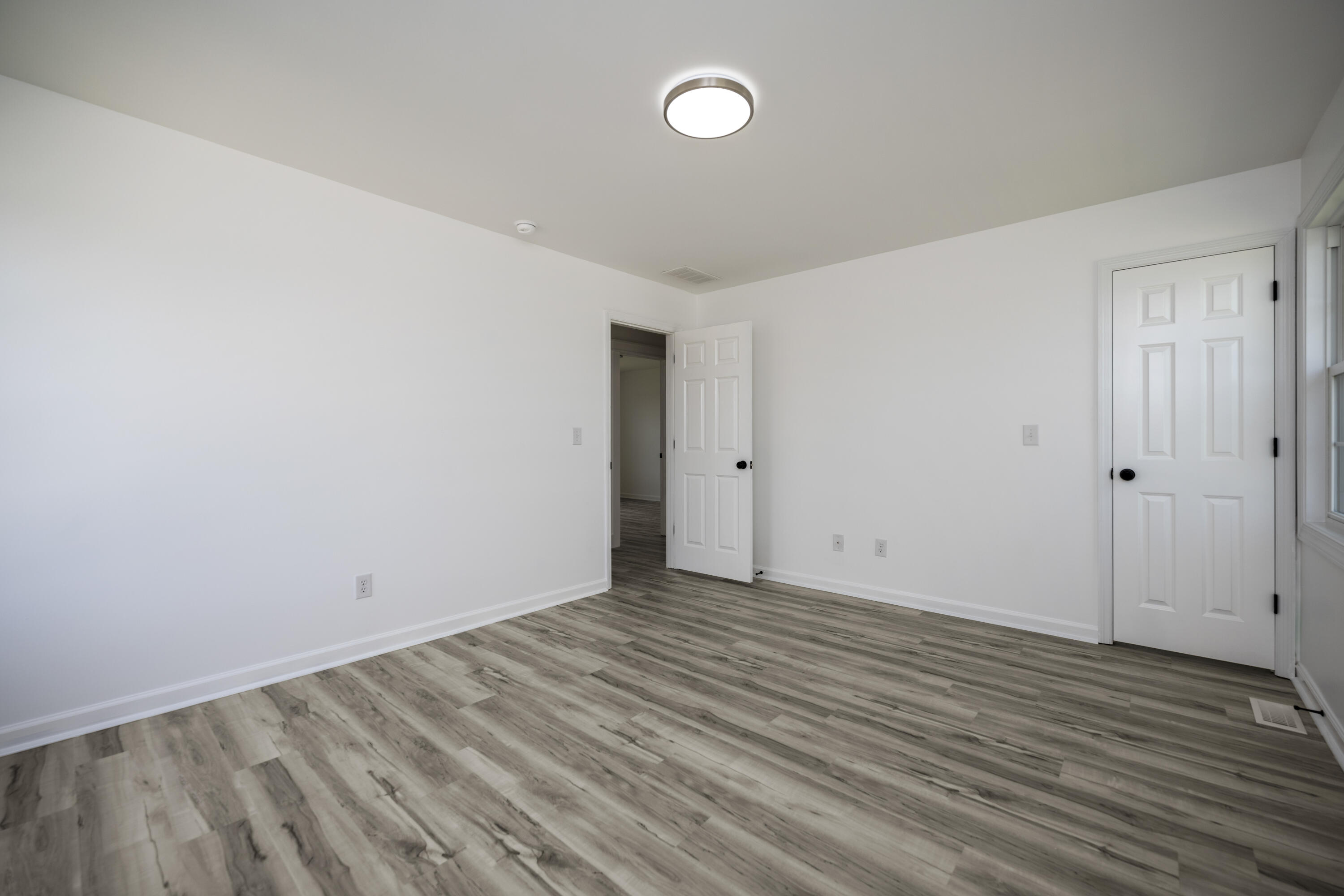 Richmond, Kentucky 40475, United States, 5 Bedrooms Bedrooms, ,3 BathroomsBathrooms,Residential,Active,150783