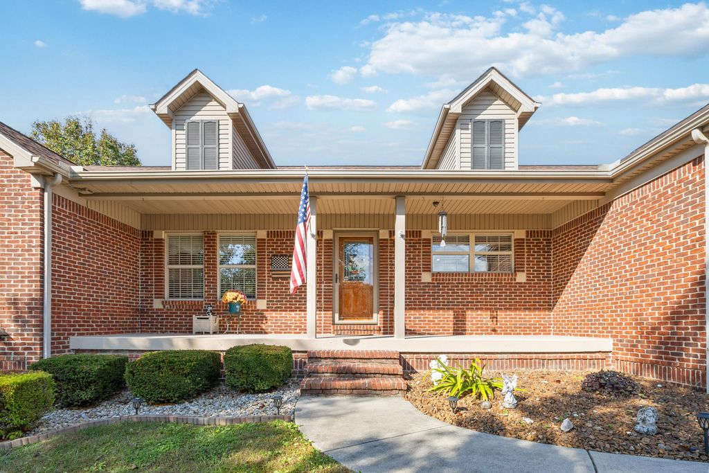 Photo of 1162 Ferry Road, Somerset, KY 42503 (MLS # 25505186)