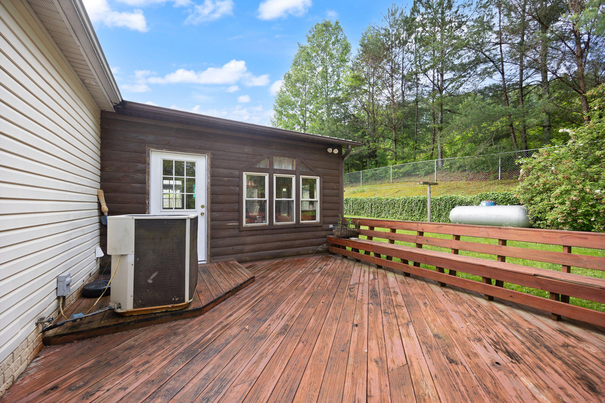 Booneville, Kentucky 41314, United States, 3 Bedrooms Bedrooms, ,3 BathroomsBathrooms,Residential,Active,129661