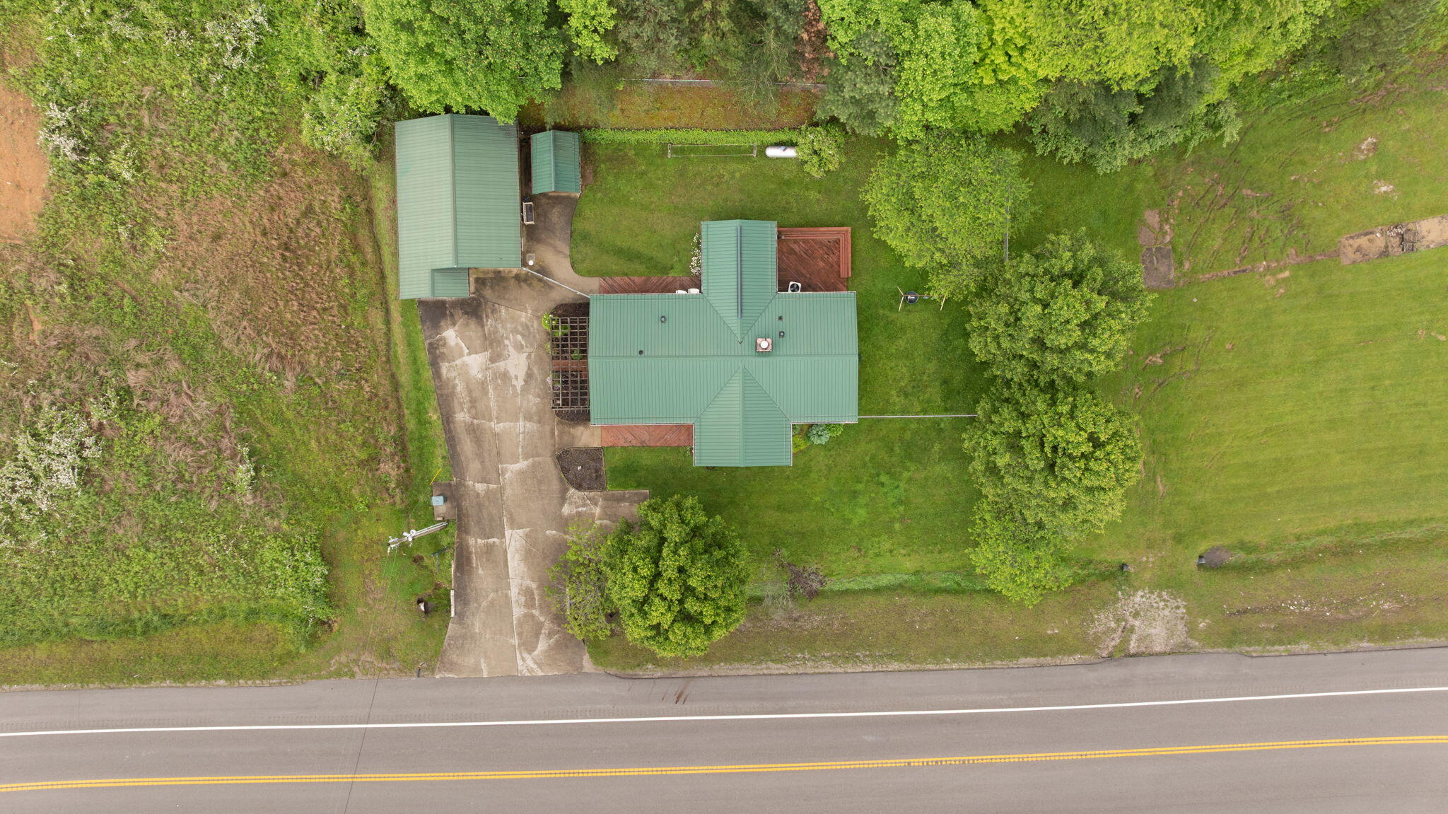 Booneville, Kentucky 41314, United States, 3 Bedrooms Bedrooms, ,3 BathroomsBathrooms,Residential,Active,129661