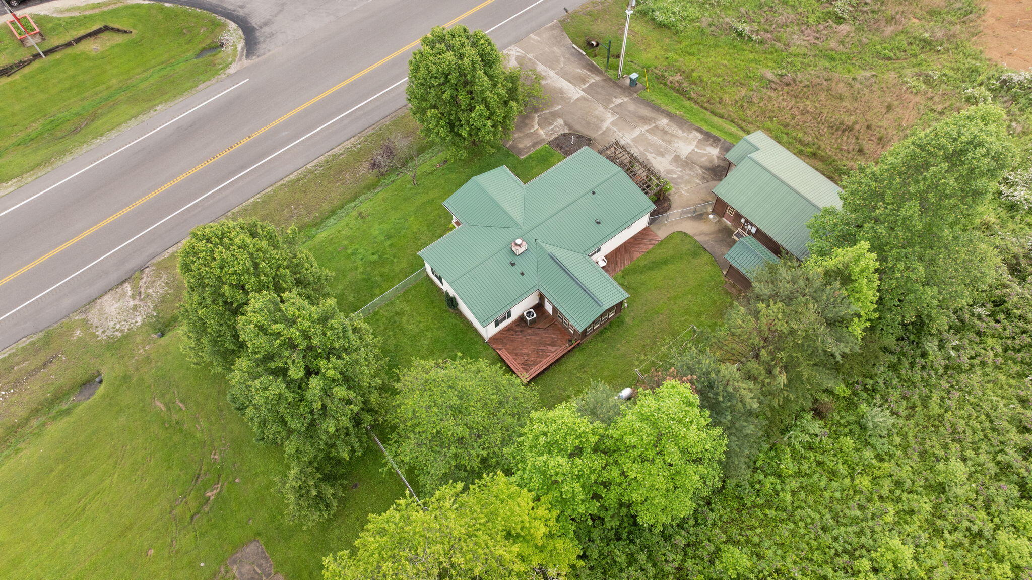 Booneville, Kentucky 41314, United States, 3 Bedrooms Bedrooms, ,3 BathroomsBathrooms,Residential,Active,129661