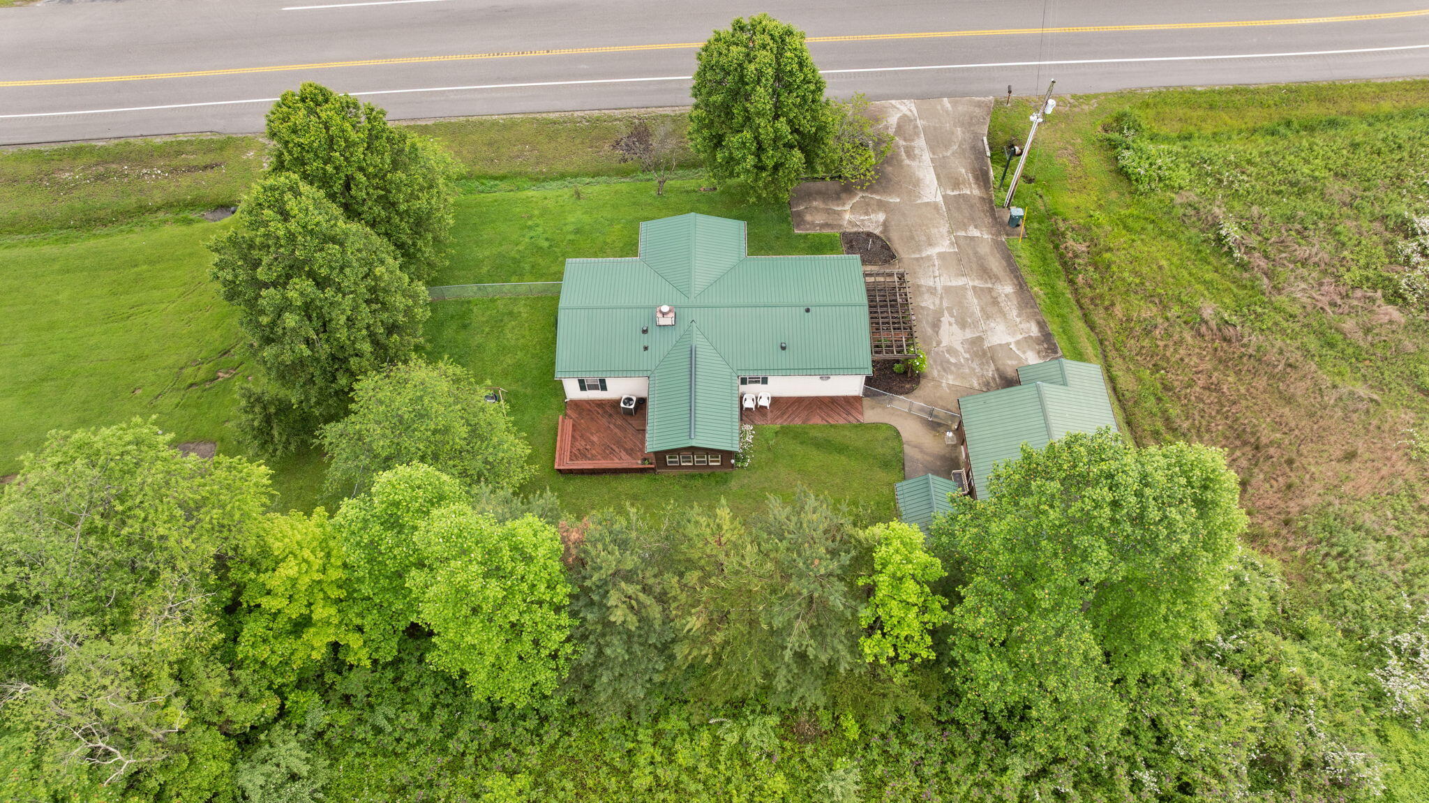 Booneville, Kentucky 41314, United States, 3 Bedrooms Bedrooms, ,3 BathroomsBathrooms,Residential,Active,129661