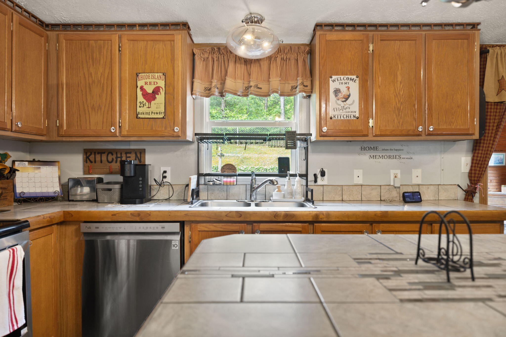 Booneville, Kentucky 41314, United States, 3 Bedrooms Bedrooms, ,3 BathroomsBathrooms,Residential,Active,129661