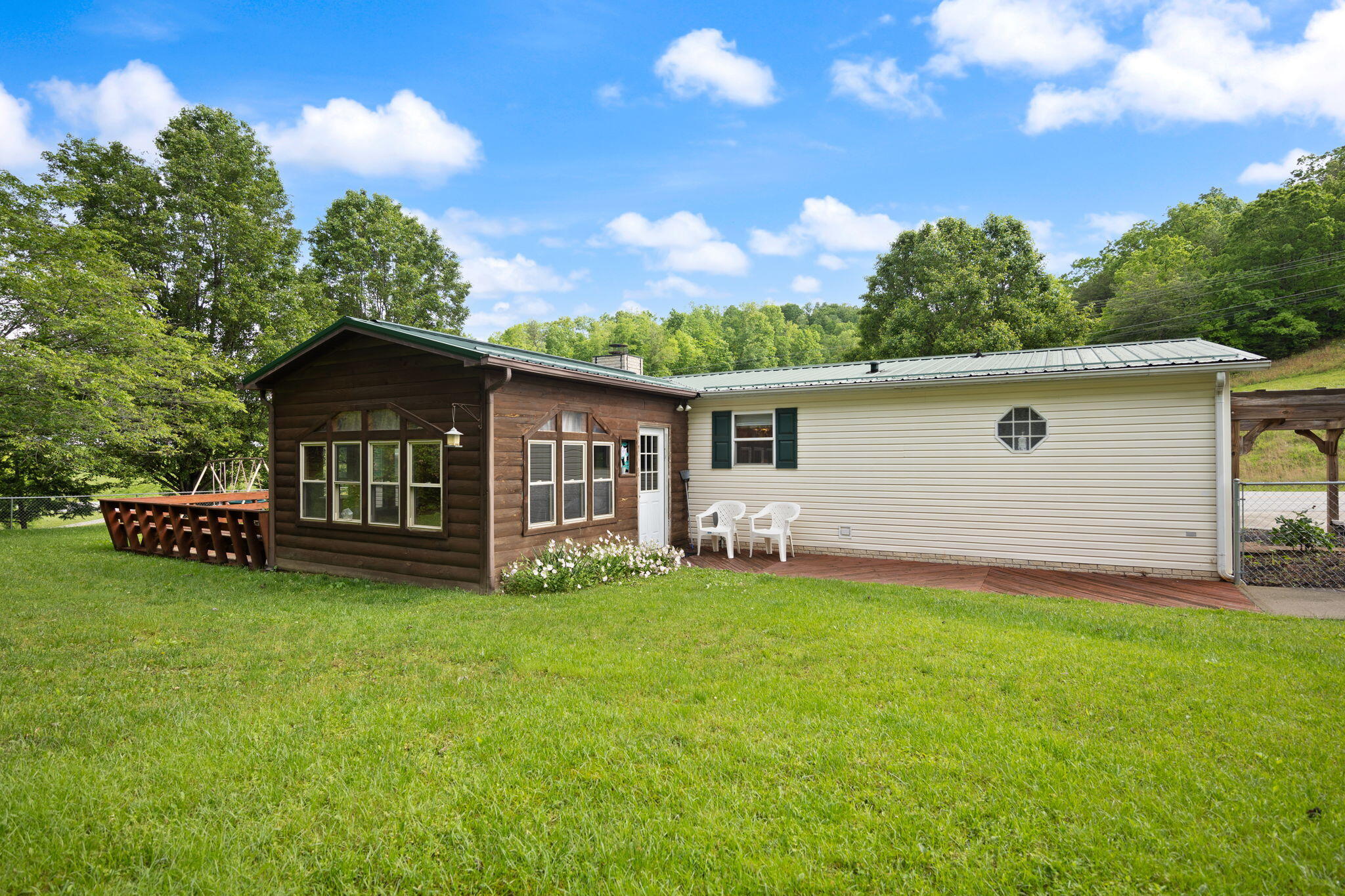 Booneville, Kentucky 41314, United States, 3 Bedrooms Bedrooms, ,3 BathroomsBathrooms,Residential,Active,129661