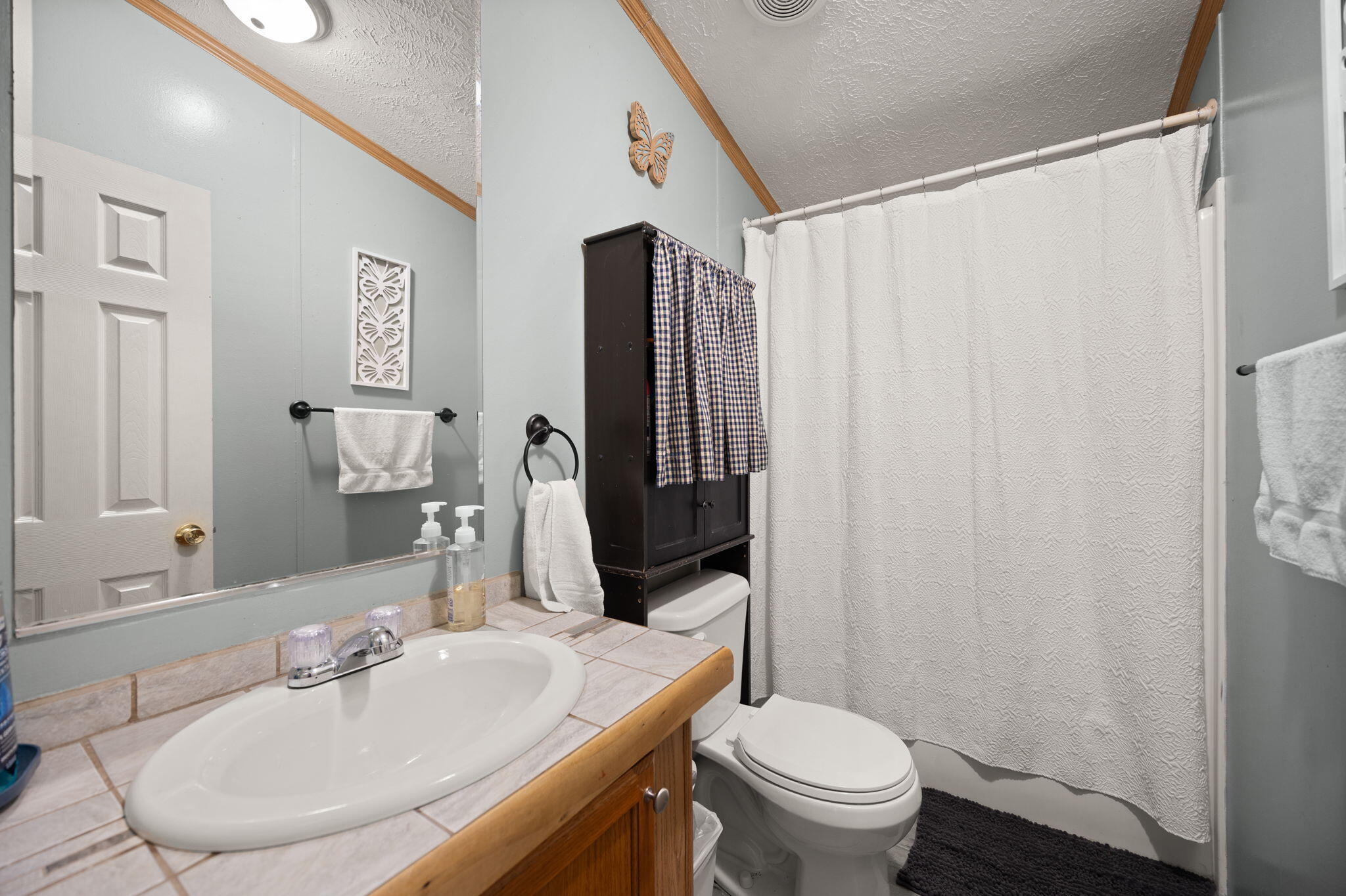 Booneville, Kentucky 41314, United States, 3 Bedrooms Bedrooms, ,3 BathroomsBathrooms,Residential,Active,129661