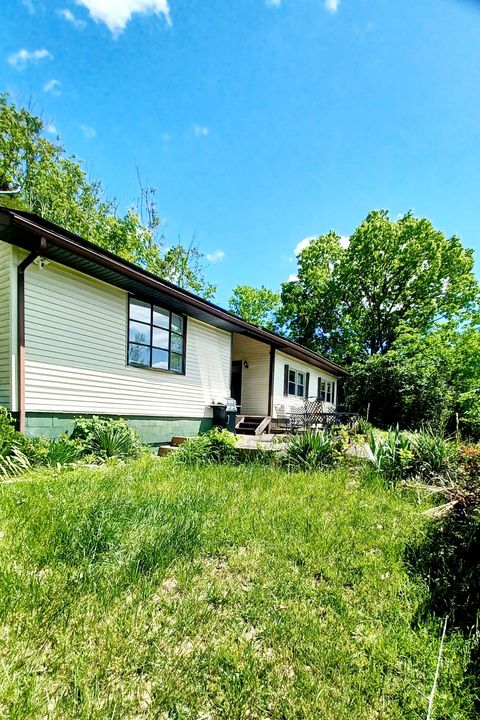 Property photo of 4858 Kennedy Bridge Road, Lancaster, KY 40444