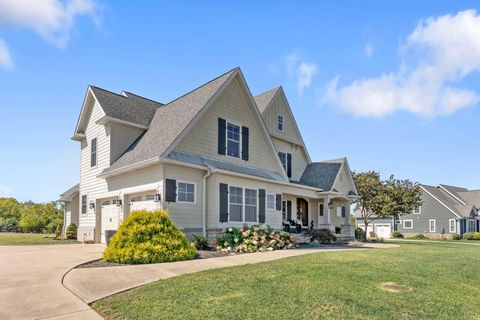 Photo of 109 Mahin Trail, Versailles, KY 40383 (MLS # 25500016)