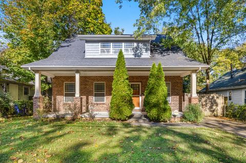 Photo of 229 Lincoln Avenue, Lexington, KY 40502 (MLS # 25504723)