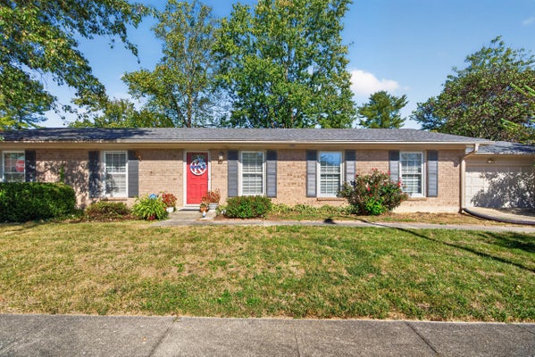 3013 DALE HOLLOW DR, LEXINGTON, KY 40515 - Image 92c87d8a71210b126cda73eebfa7f512/3319588187