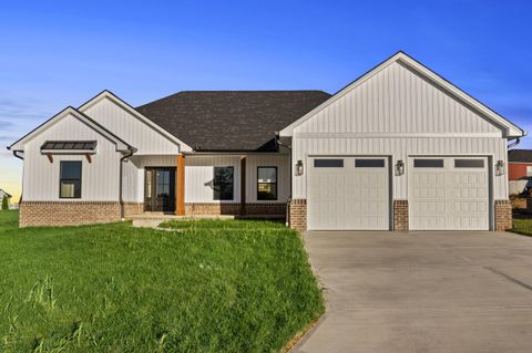 Photo of 105 Bill Silvey Road, Danville, KY 40422 (MLS # 25503406)