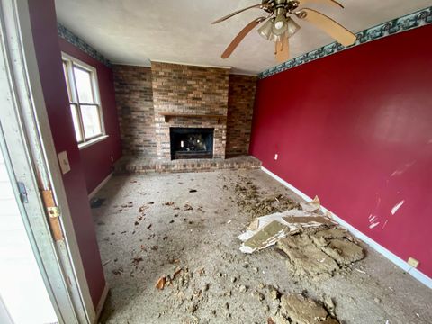 317 N Padgett Morganfield KY 42437