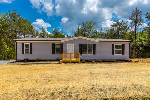 Photo of 346 Parsons Lane, Harrodsburg, KY 40330 (MLS # 25503794)