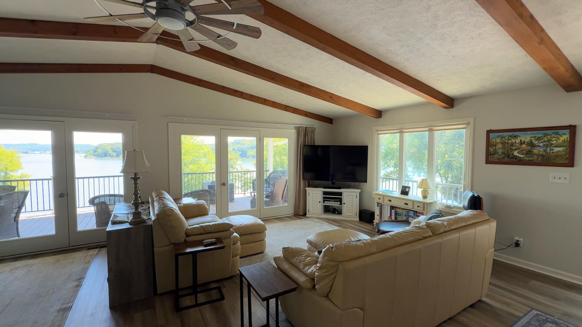 619 Skyline Drive