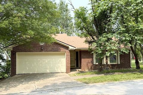 Photo of 3501 Marsanne Court, Lexington, KY 40515 (MLS # 25505589)