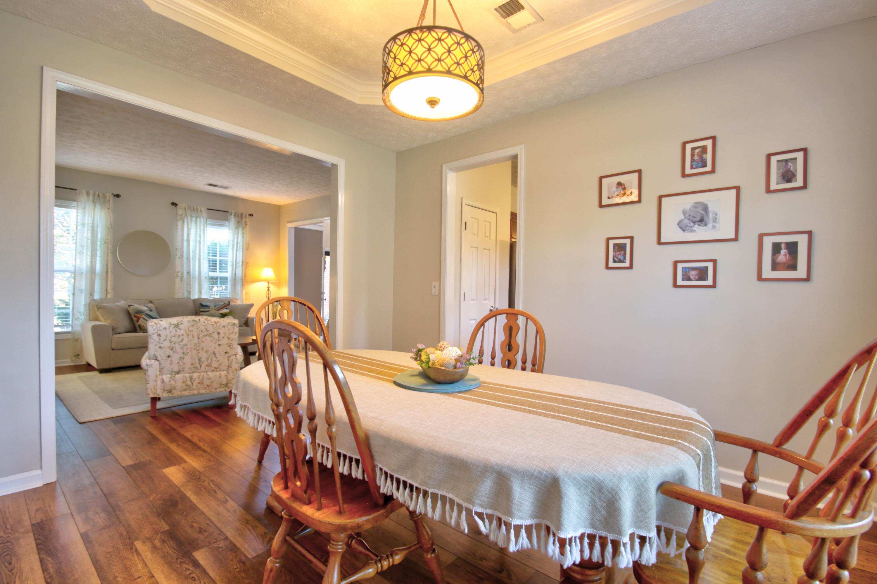 Nicholasville, Kentucky 40356, United States, 4 Bedrooms Bedrooms, ,3 BathroomsBathrooms,Residential,Active,230502