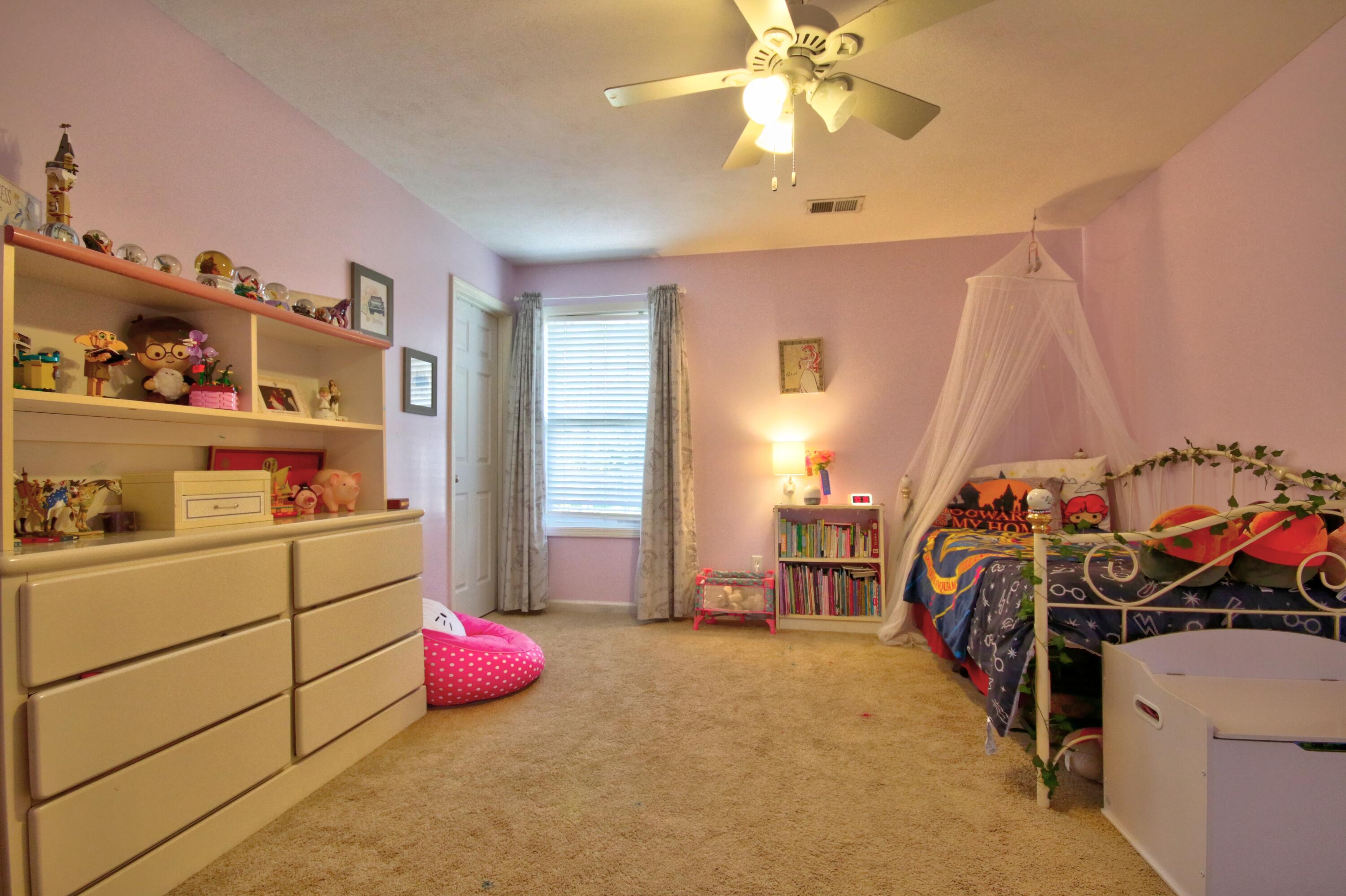 Nicholasville, Kentucky 40356, United States, 4 Bedrooms Bedrooms, ,3 BathroomsBathrooms,Residential,Active,230502