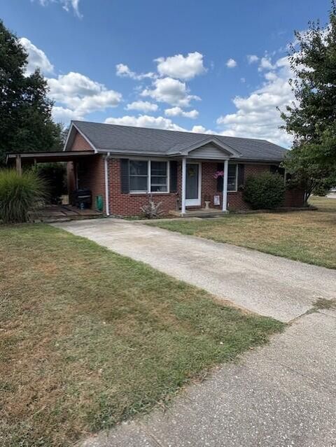 Photo of 216 Blackhawk Circle, Versailles, KY 40383 (MLS # 25019301)