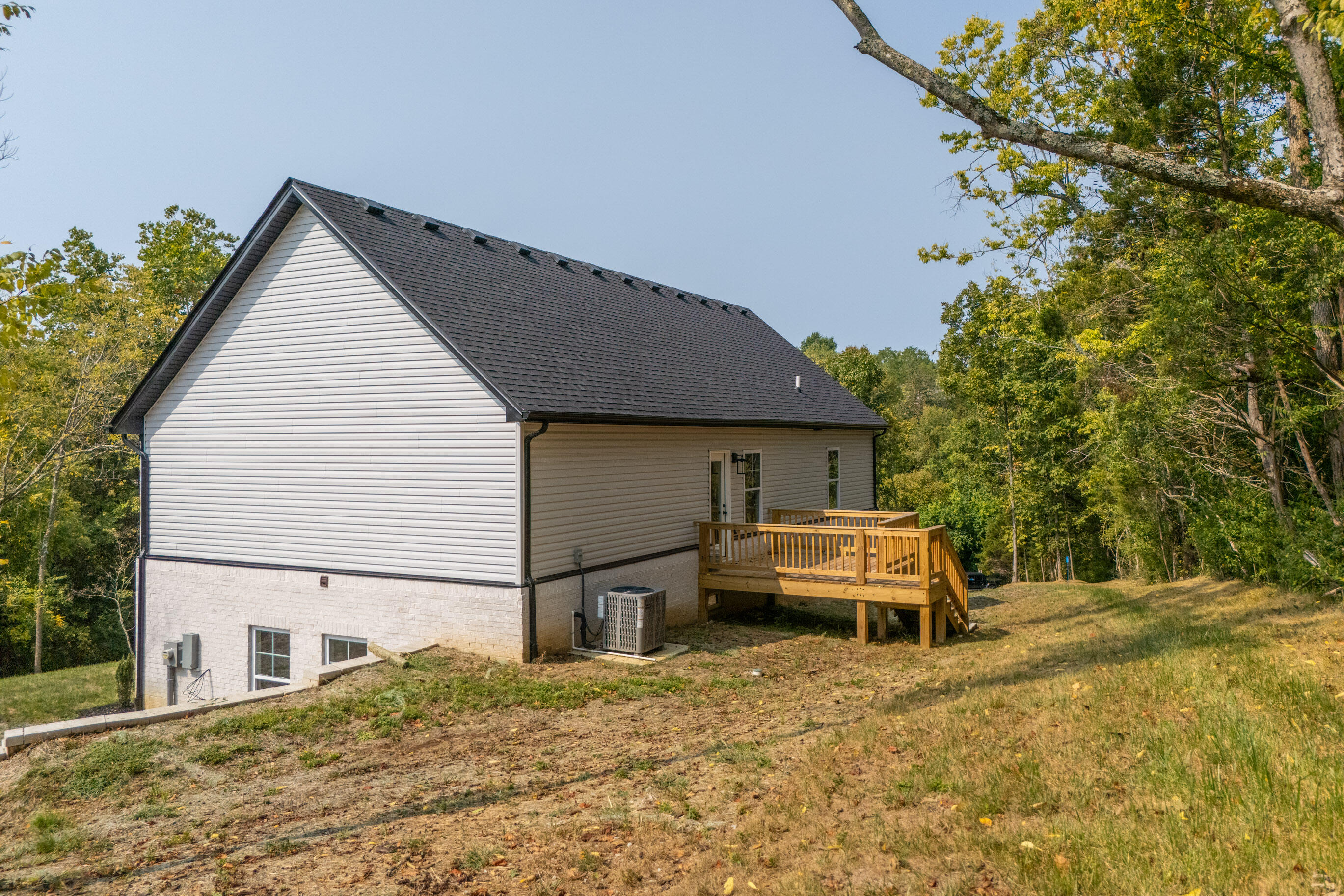 Richmond, Kentucky 40475, United States, 4 Bedrooms Bedrooms, ,3 BathroomsBathrooms,Residential,Active,151092