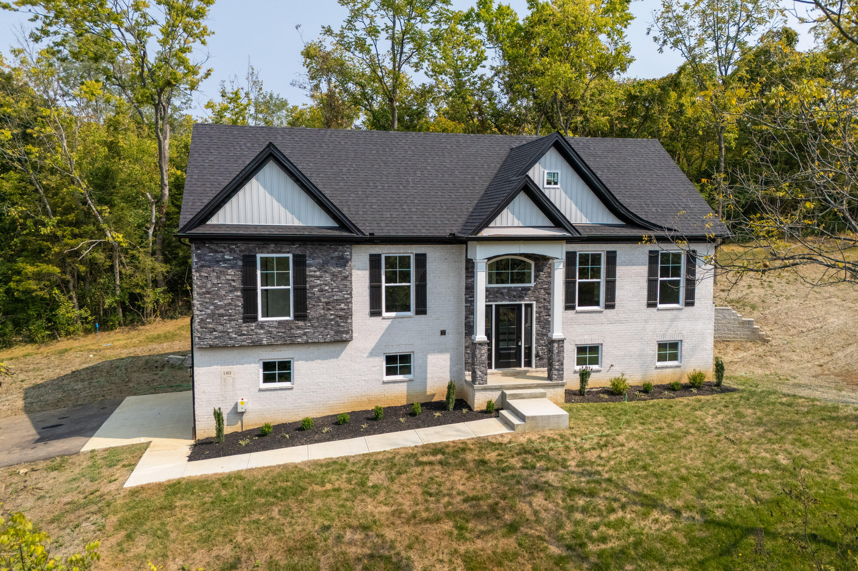 Richmond, Kentucky 40475, United States, 4 Bedrooms Bedrooms, ,3 BathroomsBathrooms,Residential,Active,151092 Richmond, Kentucky 40475, United States, 4 Bedrooms Bedrooms, ,3 BathroomsBathrooms,Residential,Active,151092