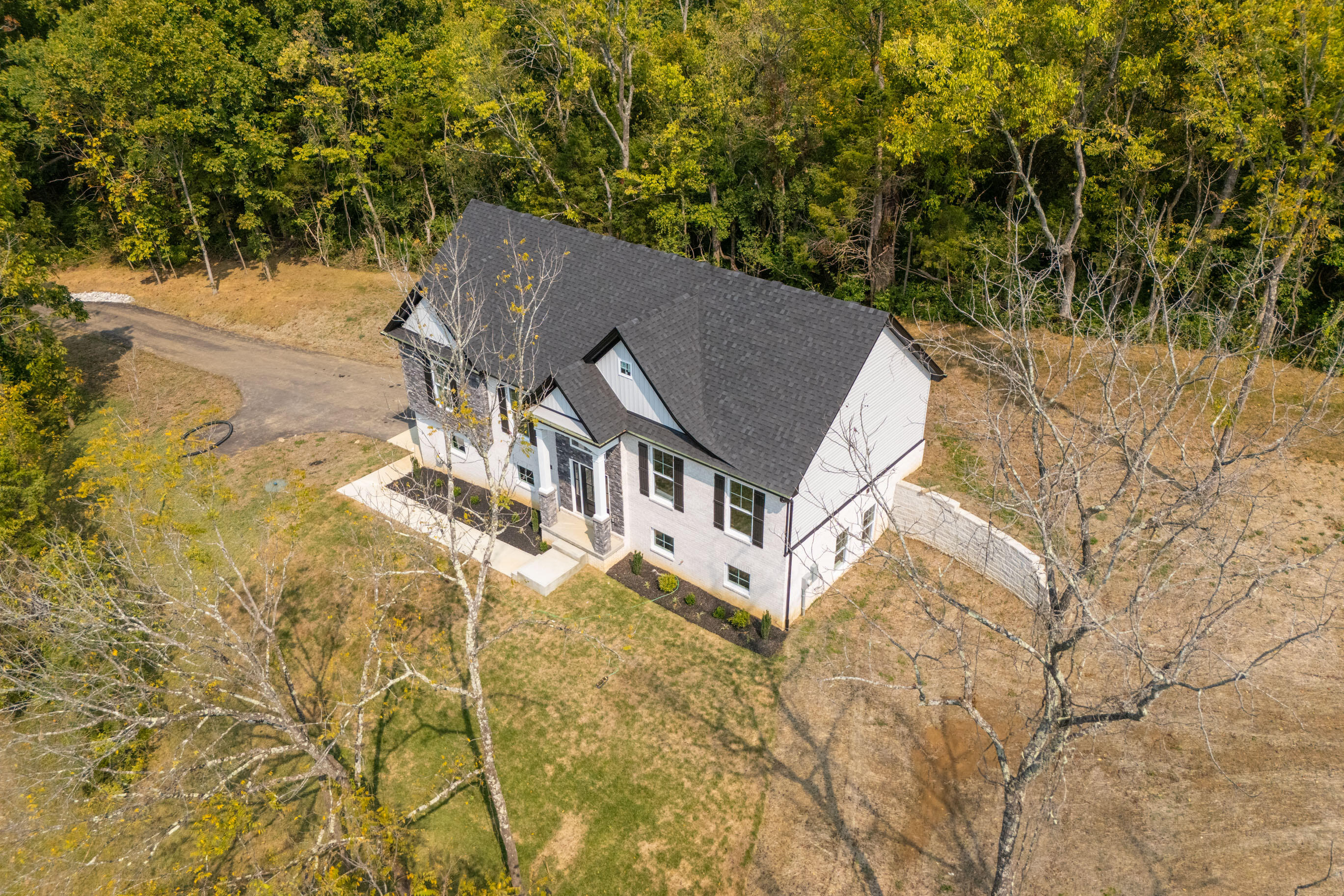 Richmond, Kentucky 40475, United States, 4 Bedrooms Bedrooms, ,3 BathroomsBathrooms,Residential,Active,151092