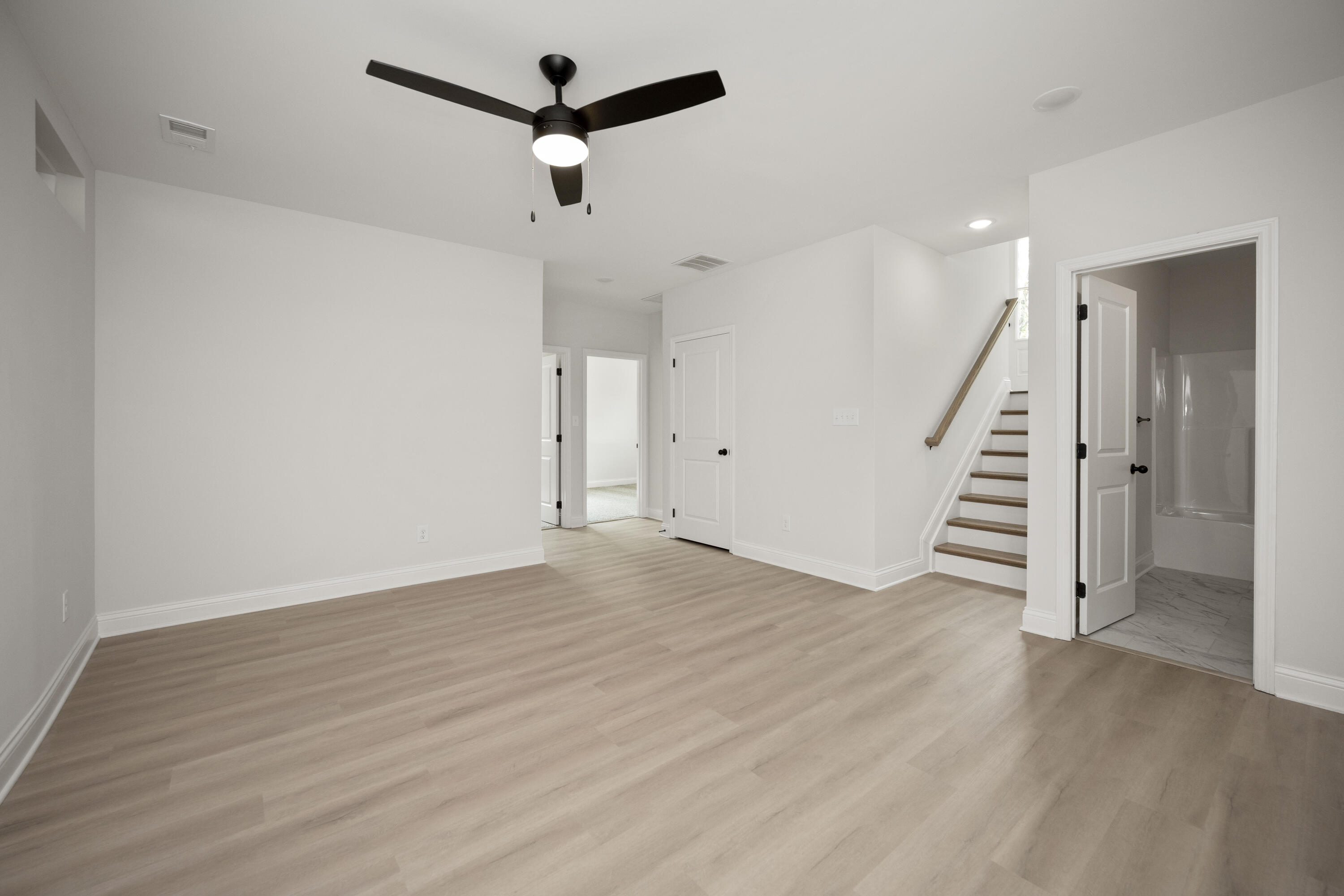 Richmond, Kentucky 40475, United States, 4 Bedrooms Bedrooms, ,3 BathroomsBathrooms,Residential,Active,151092