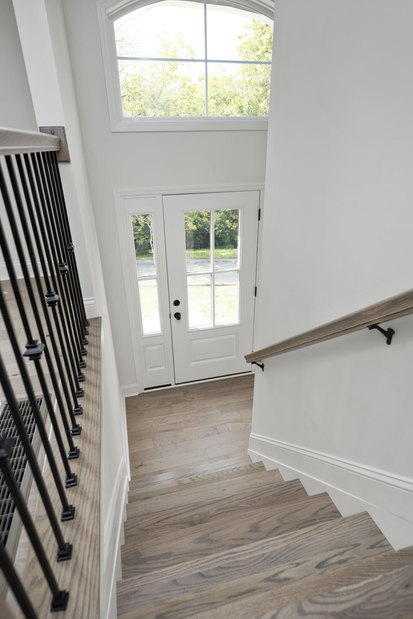 Richmond, Kentucky 40475, United States, 4 Bedrooms Bedrooms, ,3 BathroomsBathrooms,Residential,Active,151092