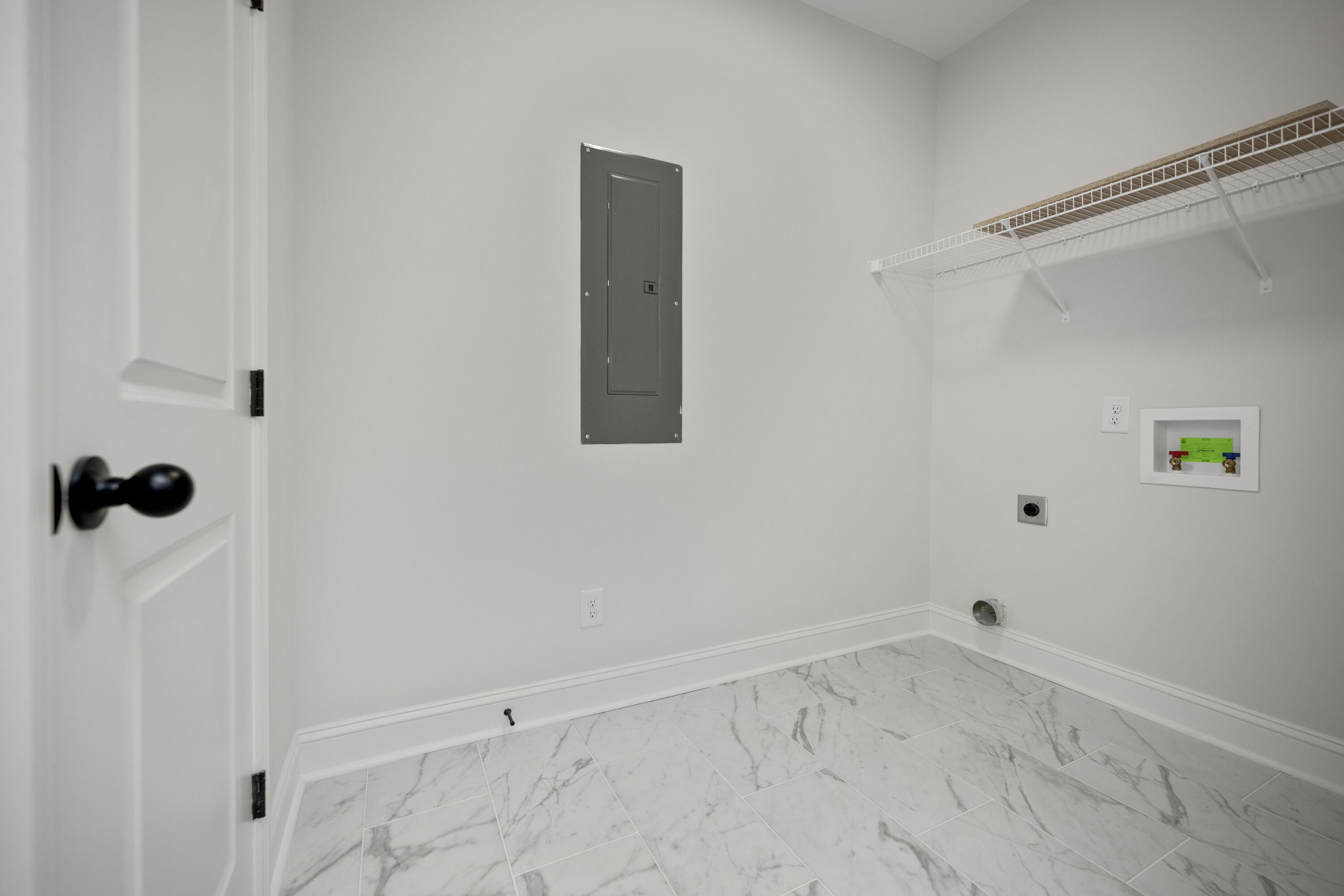 Richmond, Kentucky 40475, United States, 4 Bedrooms Bedrooms, ,3 BathroomsBathrooms,Residential,Active,151092