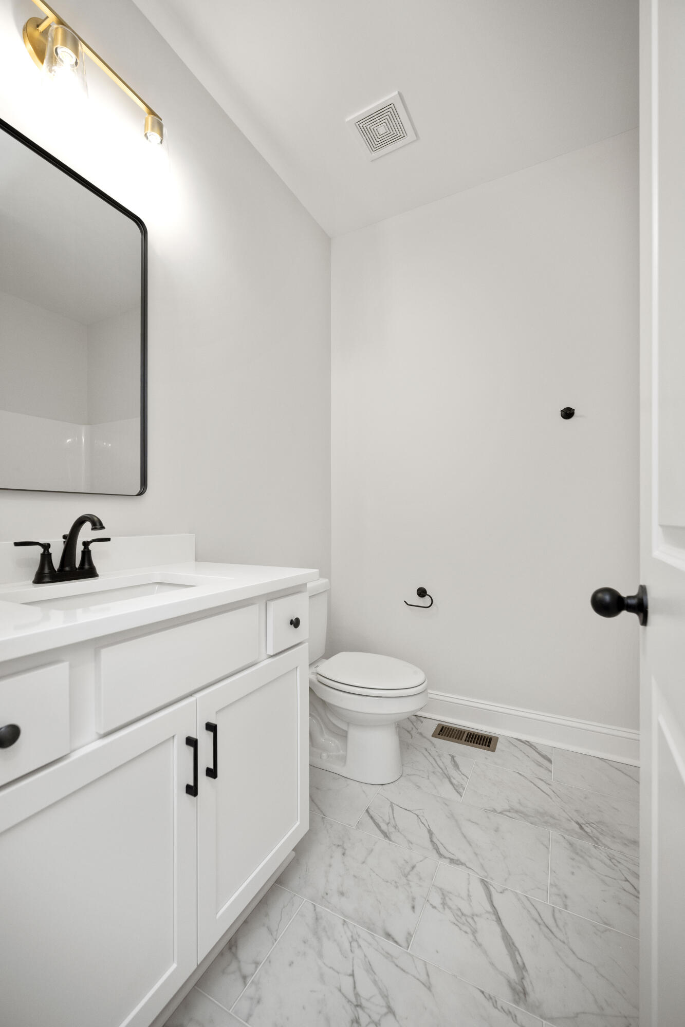 Richmond, Kentucky 40475, United States, 4 Bedrooms Bedrooms, ,3 BathroomsBathrooms,Residential,Active,151092