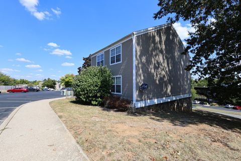 Photo of 857 Malabu Drive 1202 #1202, Lexington, KY 40502 (MLS # 25501669)
