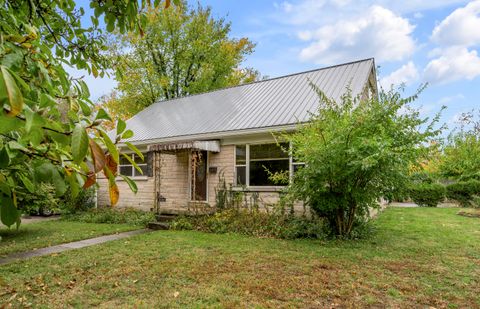 Photo of 634 Cardinal Lane, Lexington, KY 40503 (MLS # 25504859)