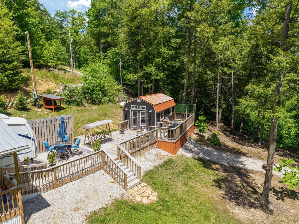 Photo of 108 Spirit View Lake Dr, Campton, KY 41301 (MLS # 26012619)