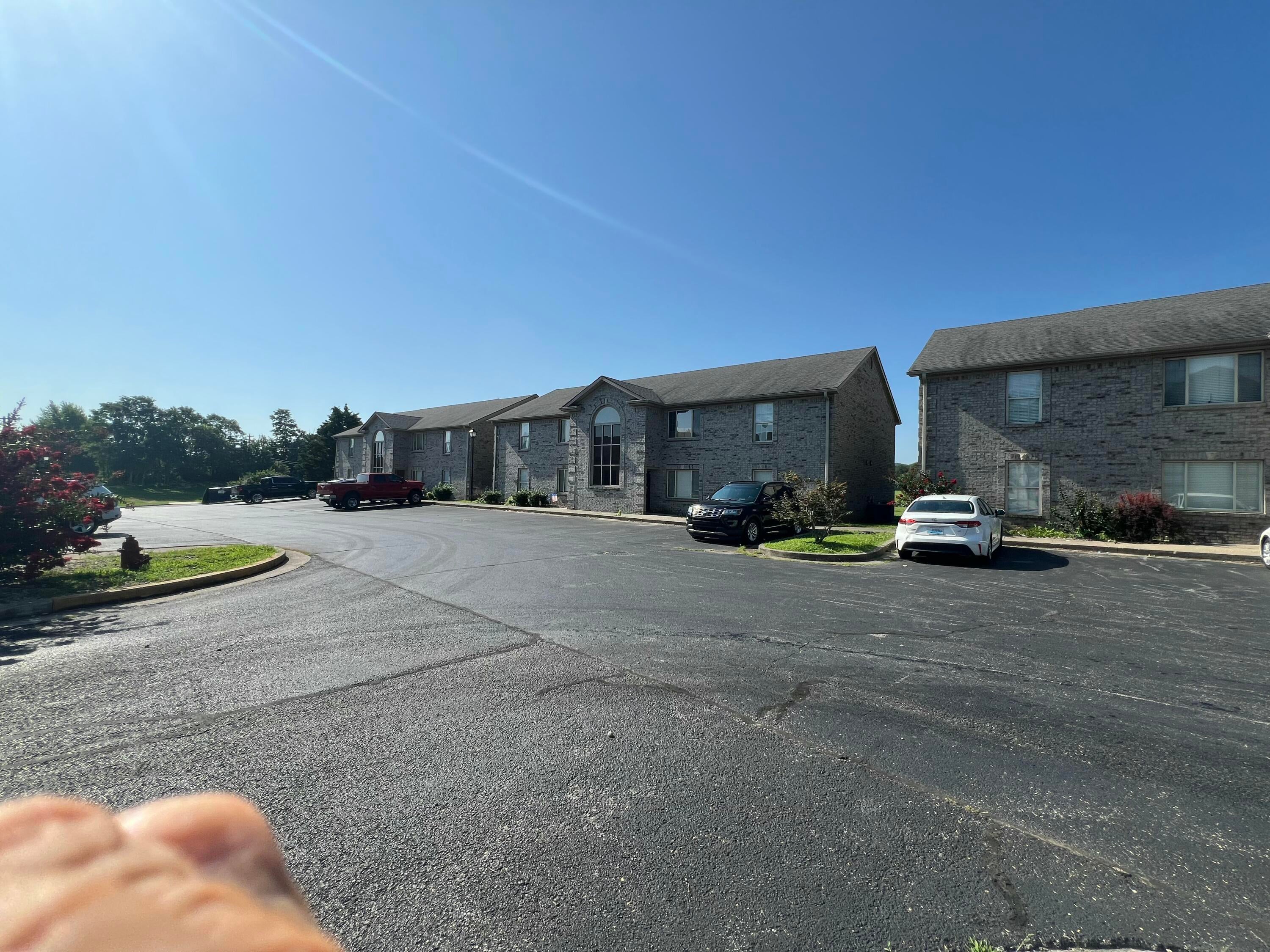 502-632 502-632 Nandino Cir Circle