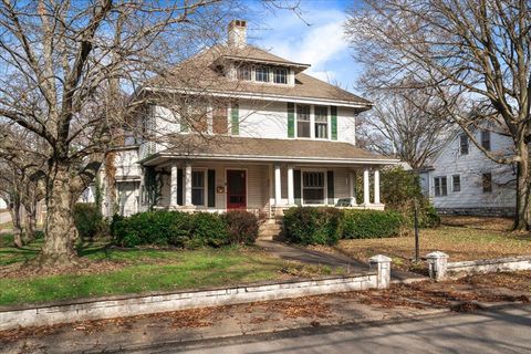 Photo of 107 Richmond Avenue, Nicholasville, KY 40356 (MLS # 25507629)