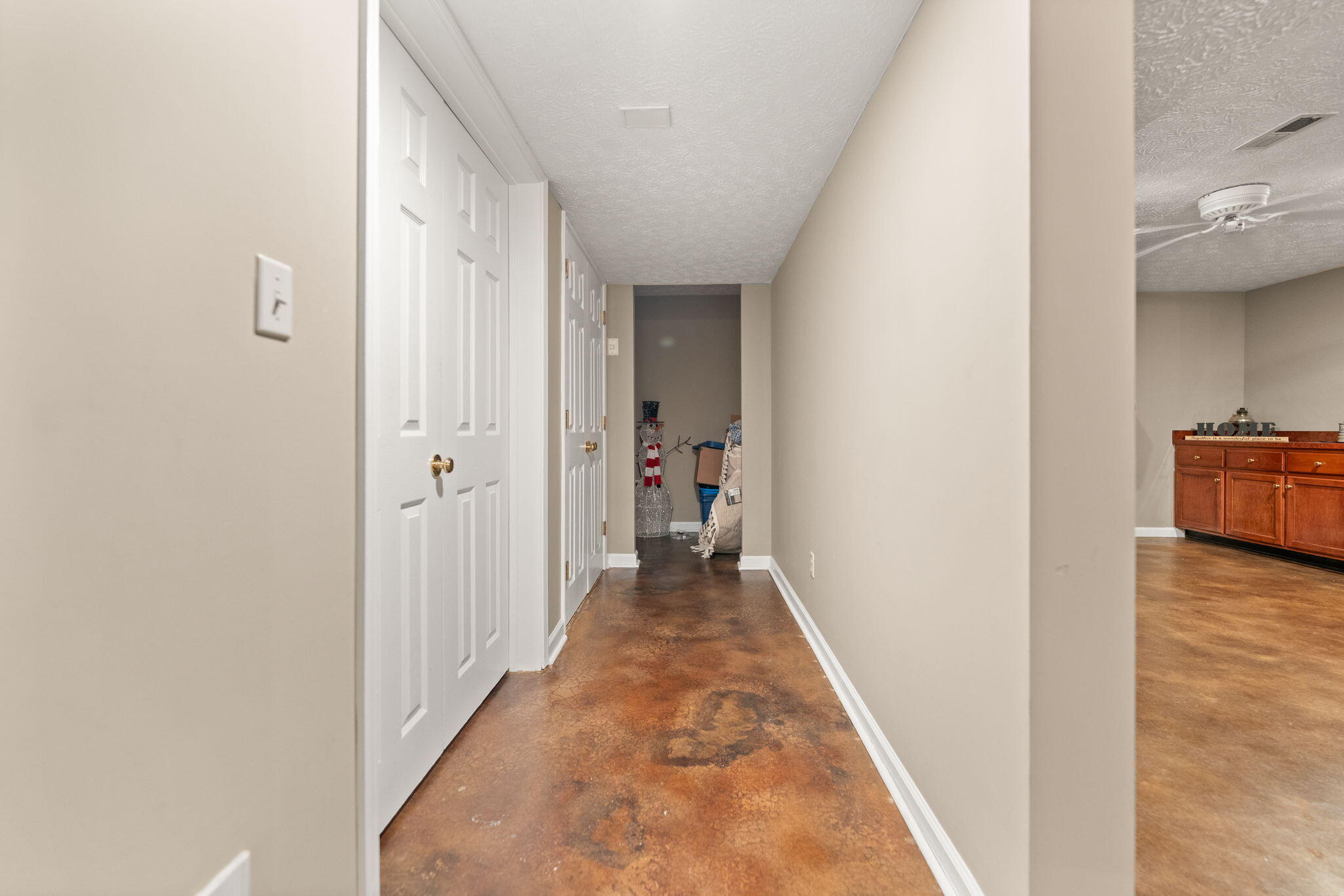 Somerset, Kentucky, 42503, United States, 4 Bedrooms Bedrooms, ,5 BathroomsBathrooms,Residential,Active,2052049