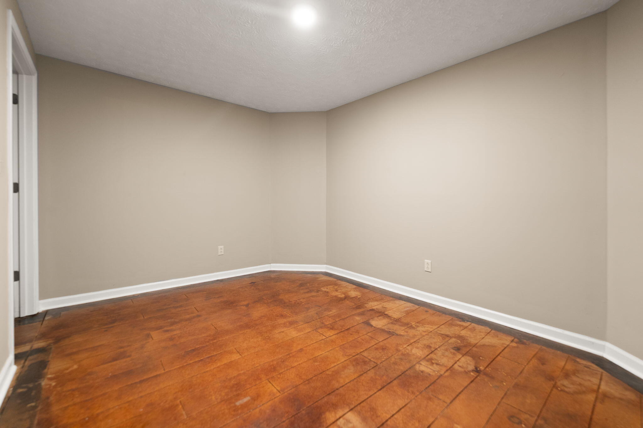Somerset, Kentucky, 42503, United States, 4 Bedrooms Bedrooms, ,5 BathroomsBathrooms,Residential,Active,2052049