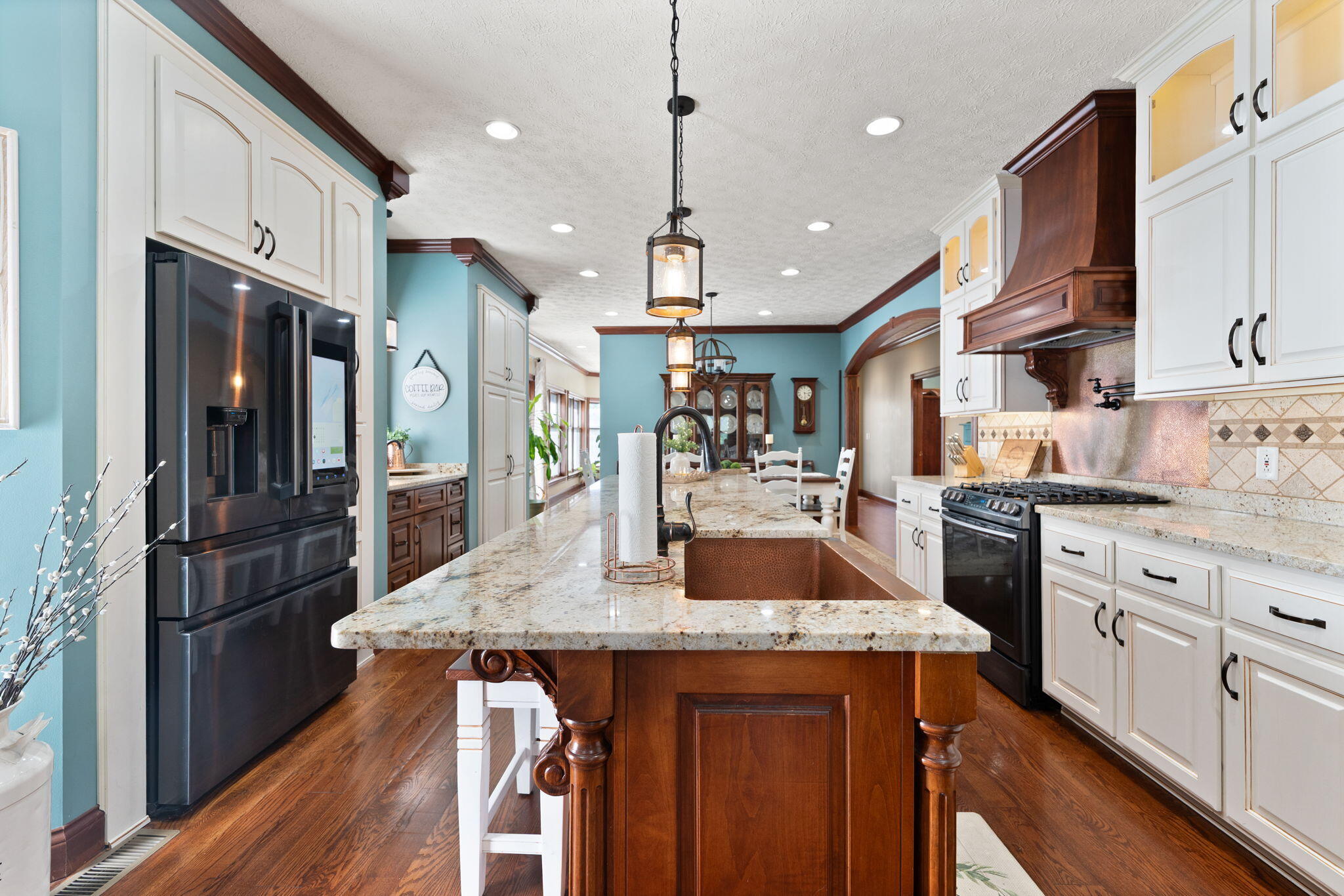Somerset, Kentucky, 42503, United States, 4 Bedrooms Bedrooms, ,5 BathroomsBathrooms,Residential,Active,2052049