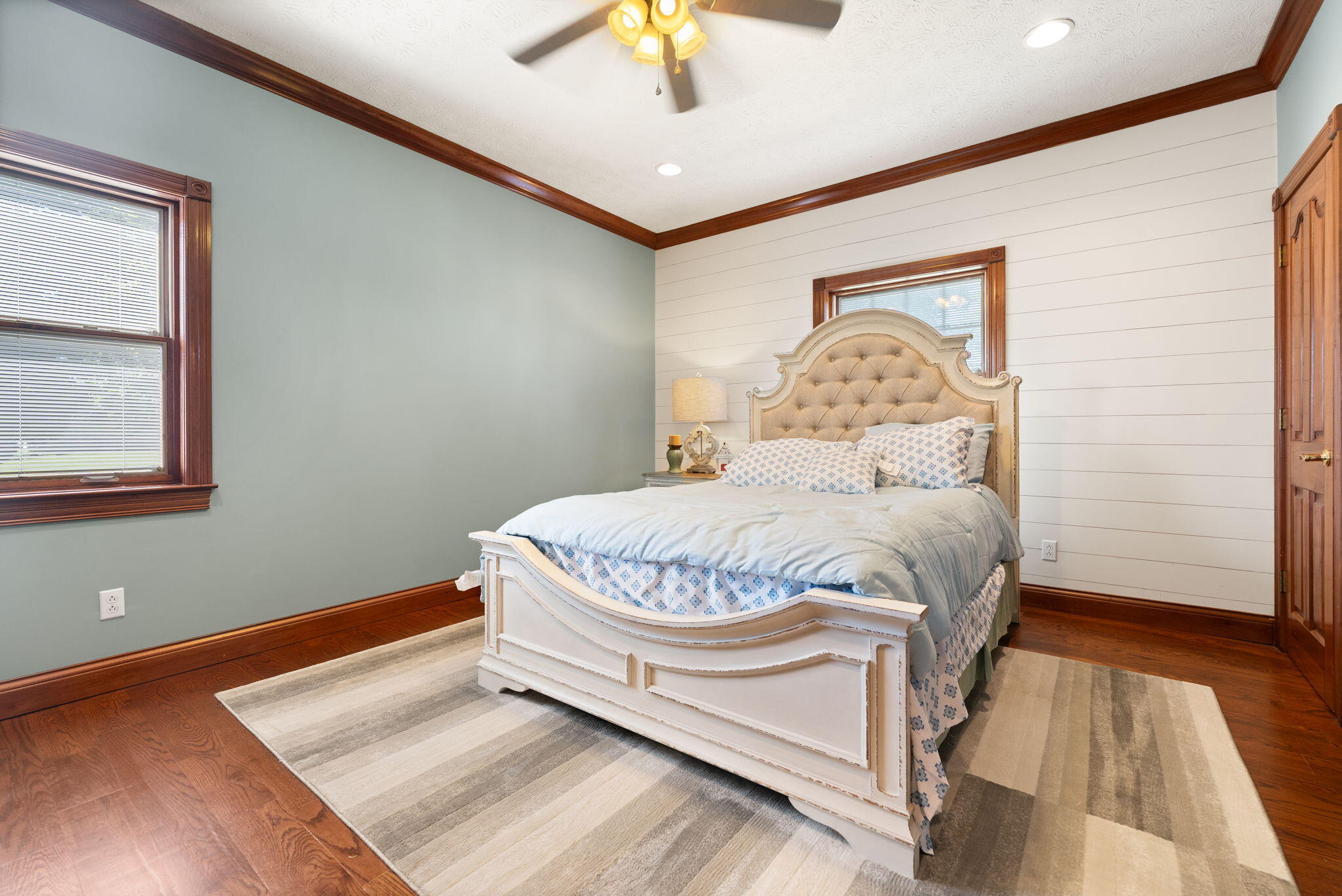 Somerset, Kentucky, 42503, United States, 4 Bedrooms Bedrooms, ,5 BathroomsBathrooms,Residential,Active,2052049