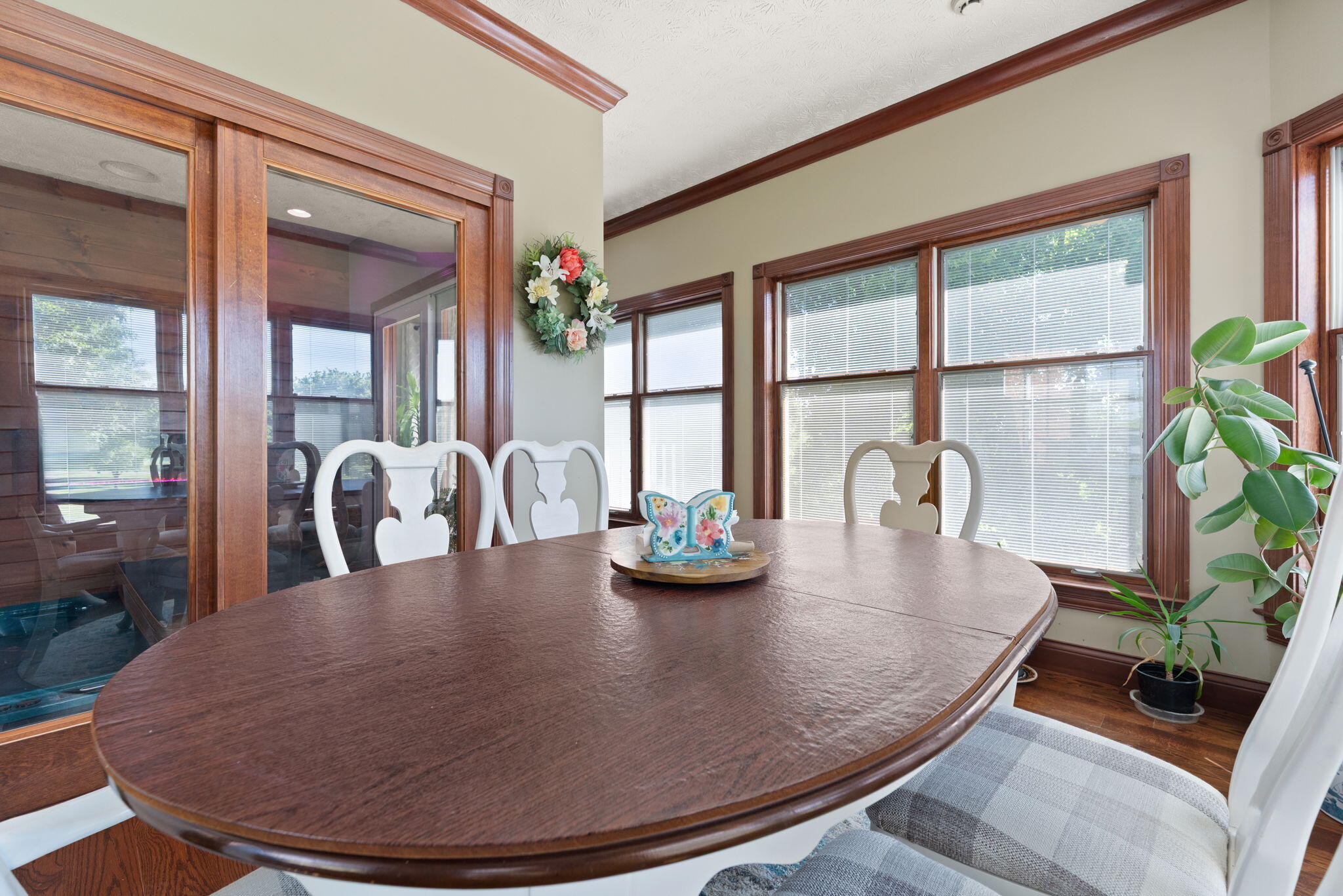 Somerset, Kentucky, 42503, United States, 4 Bedrooms Bedrooms, ,5 BathroomsBathrooms,Residential,Active,2052049