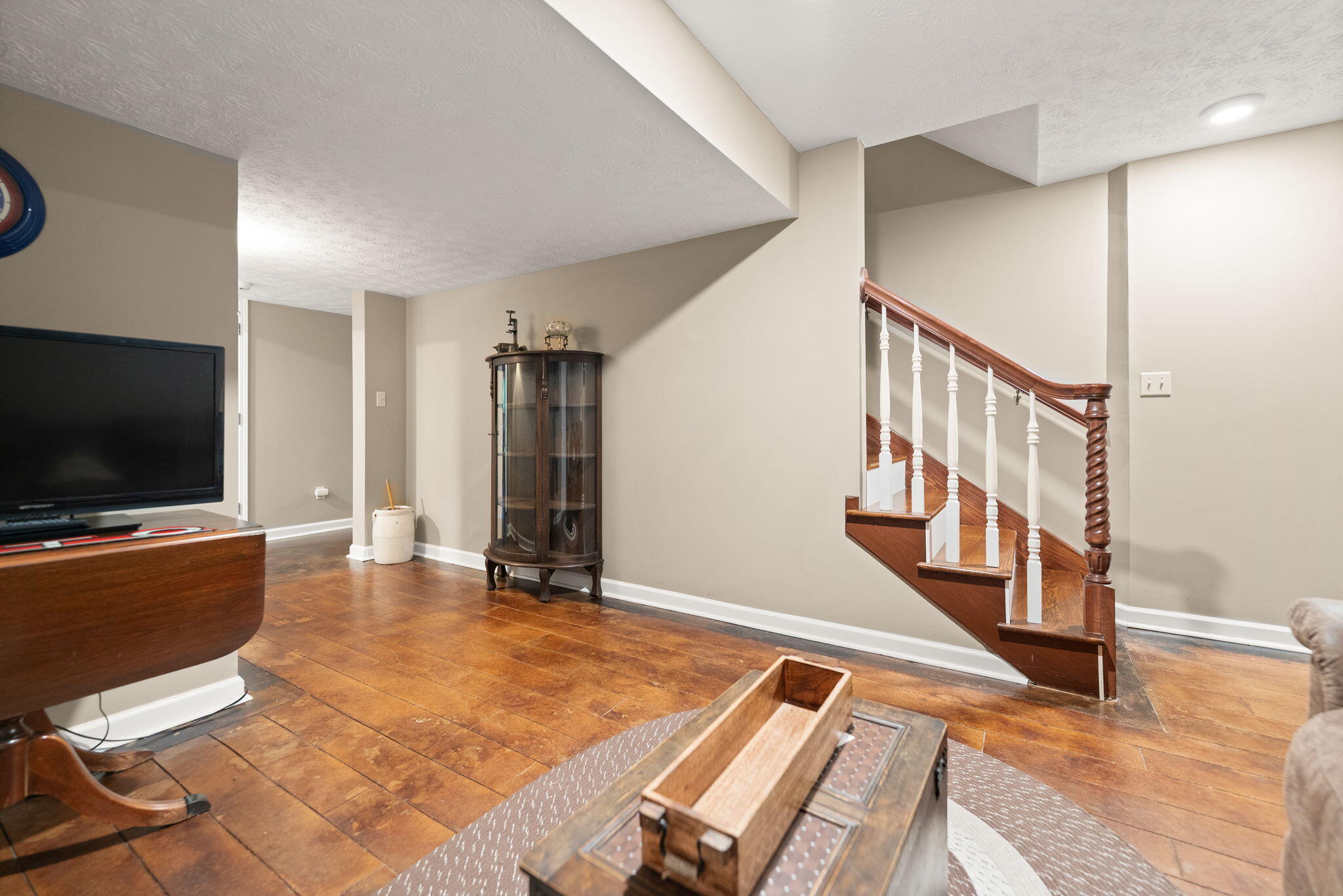 Somerset, Kentucky, 42503, United States, 4 Bedrooms Bedrooms, ,5 BathroomsBathrooms,Residential,Active,2052049