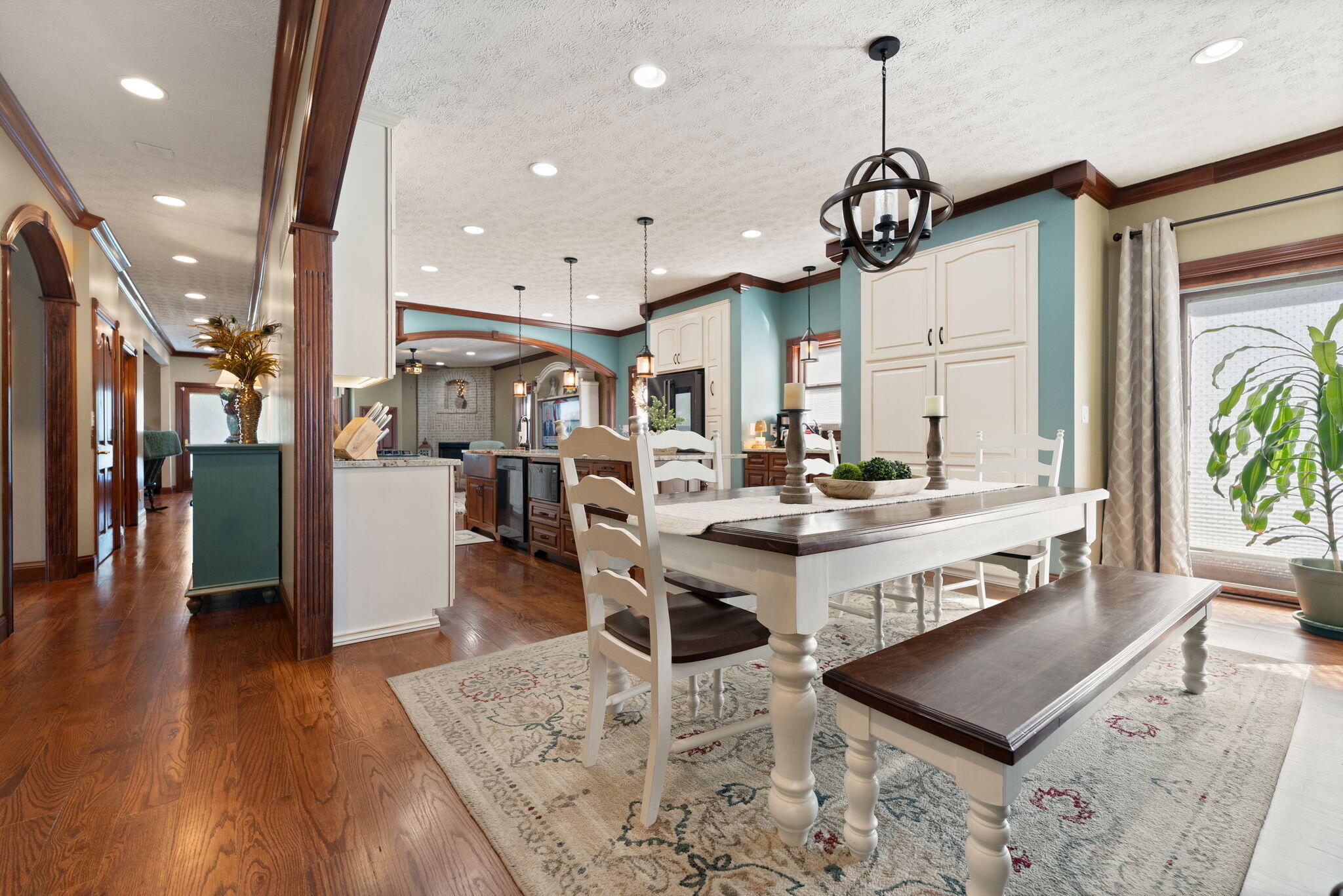 Somerset, Kentucky, 42503, United States, 4 Bedrooms Bedrooms, ,5 BathroomsBathrooms,Residential,Active,2052049
