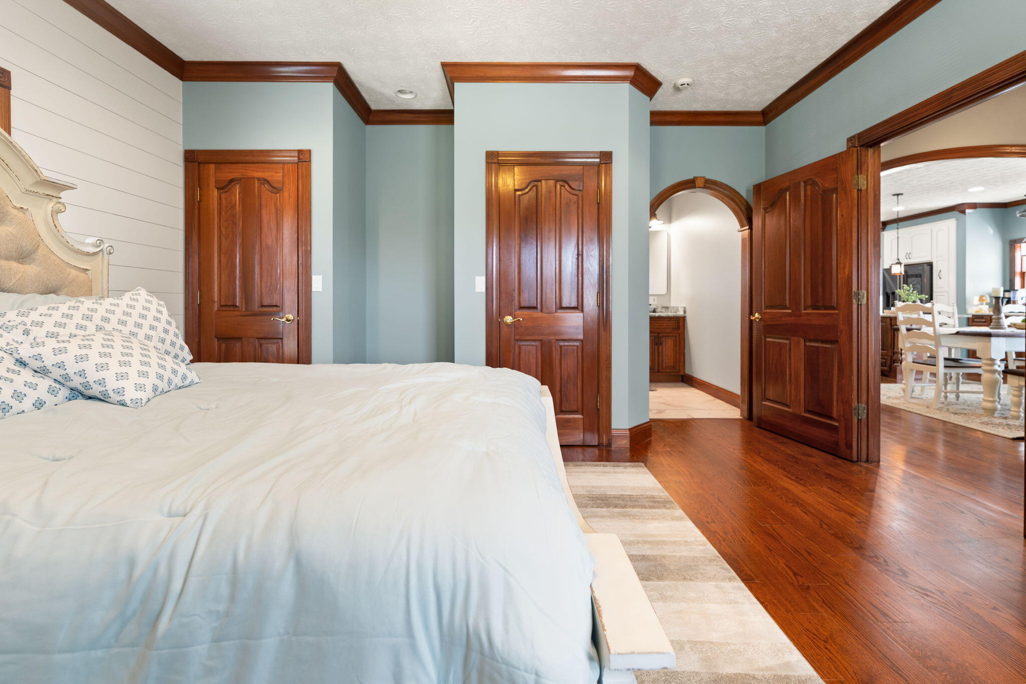 Somerset, Kentucky, 42503, United States, 4 Bedrooms Bedrooms, ,5 BathroomsBathrooms,Residential,Active,2052049