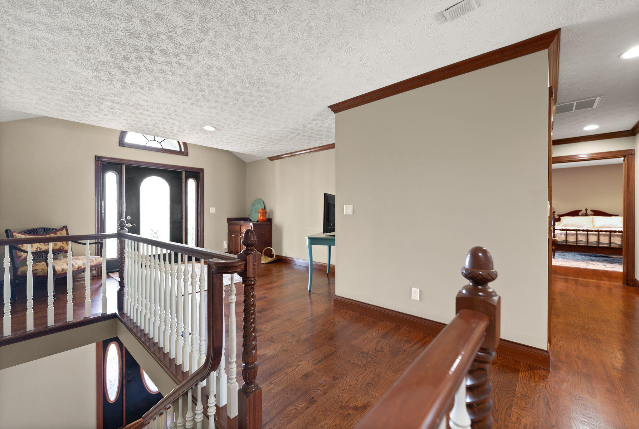 Somerset, Kentucky, 42503, United States, 4 Bedrooms Bedrooms, ,5 BathroomsBathrooms,Residential,Active,2052049