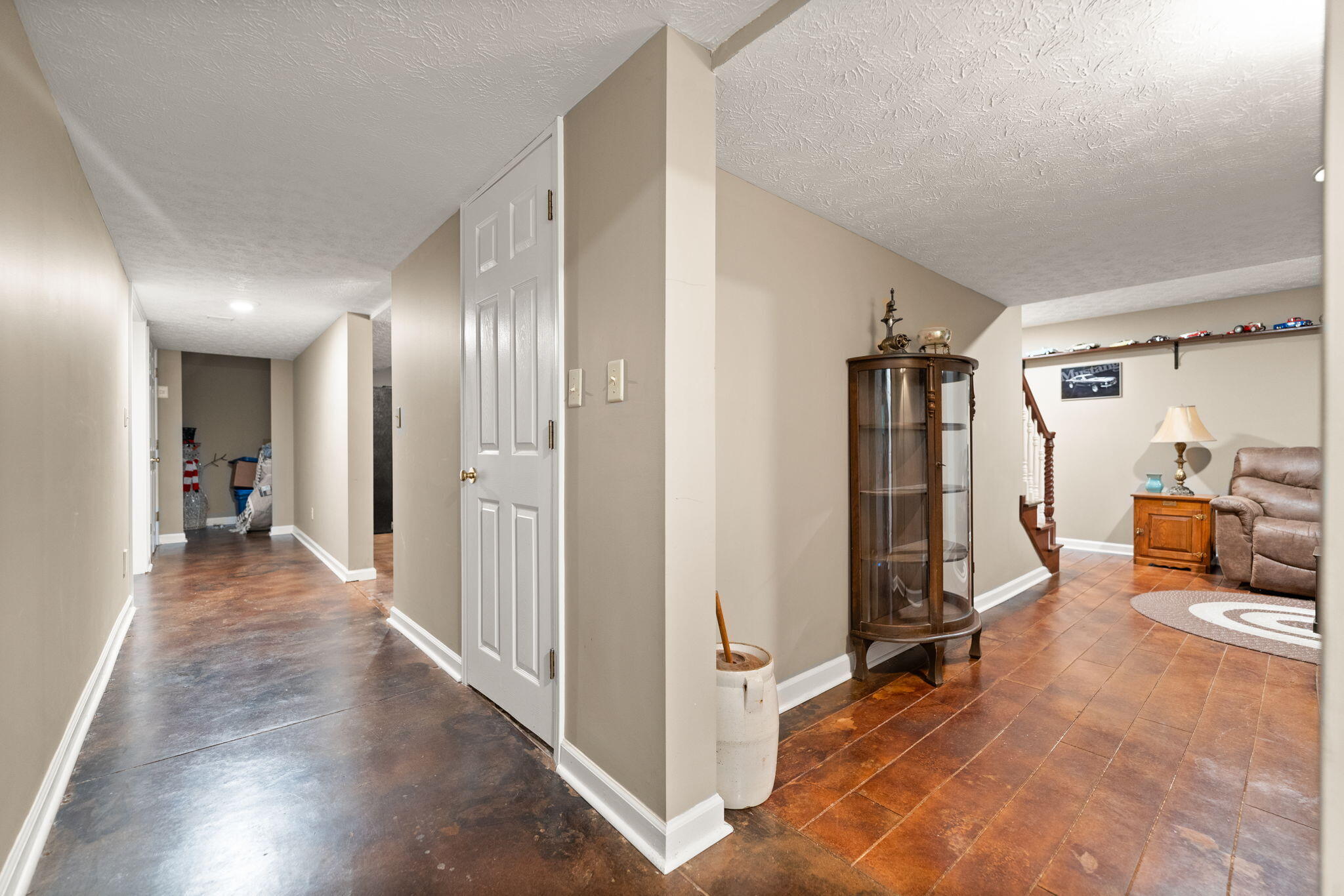 Somerset, Kentucky, 42503, United States, 4 Bedrooms Bedrooms, ,5 BathroomsBathrooms,Residential,Active,2052049