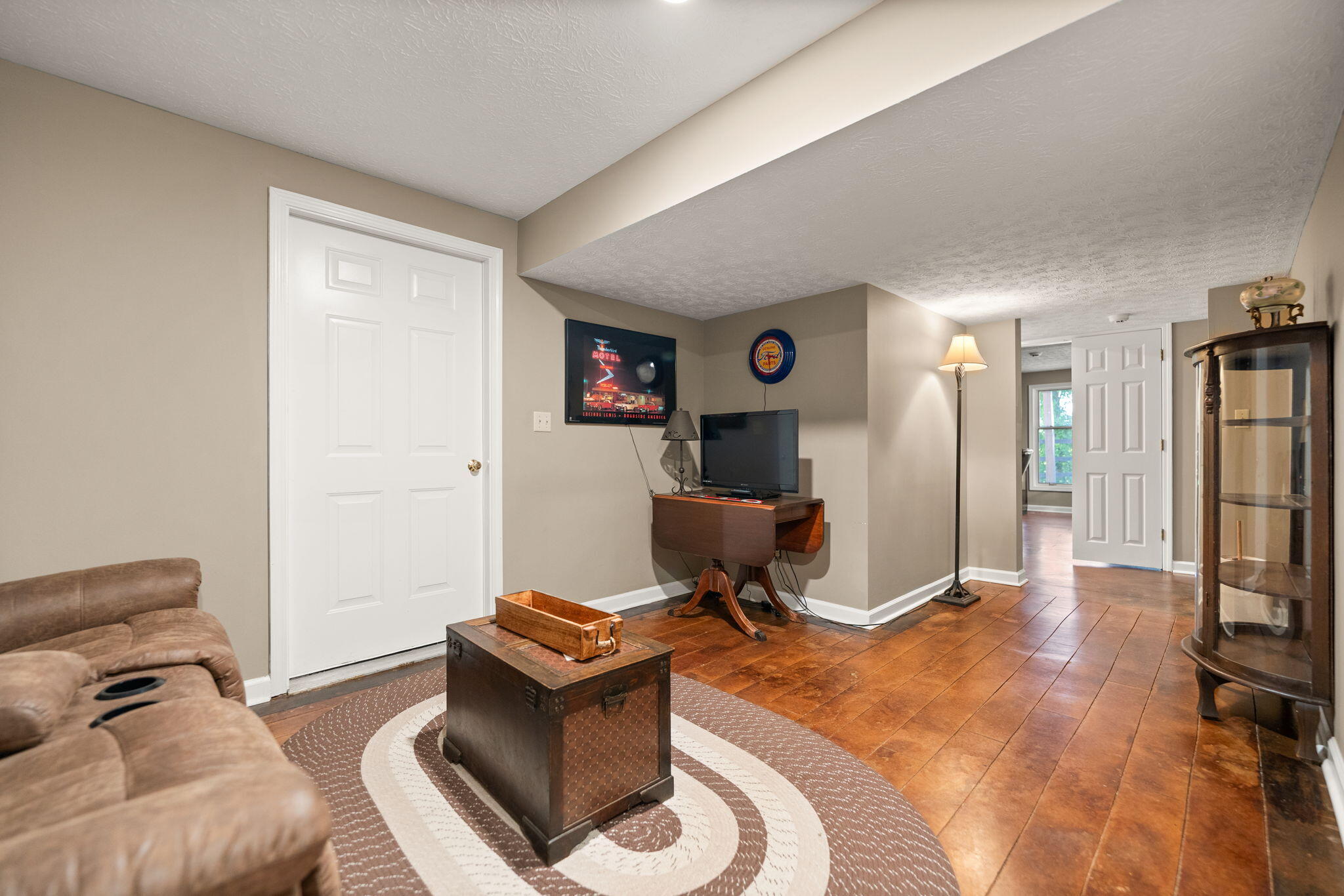 Somerset, Kentucky, 42503, United States, 4 Bedrooms Bedrooms, ,5 BathroomsBathrooms,Residential,Active,2052049