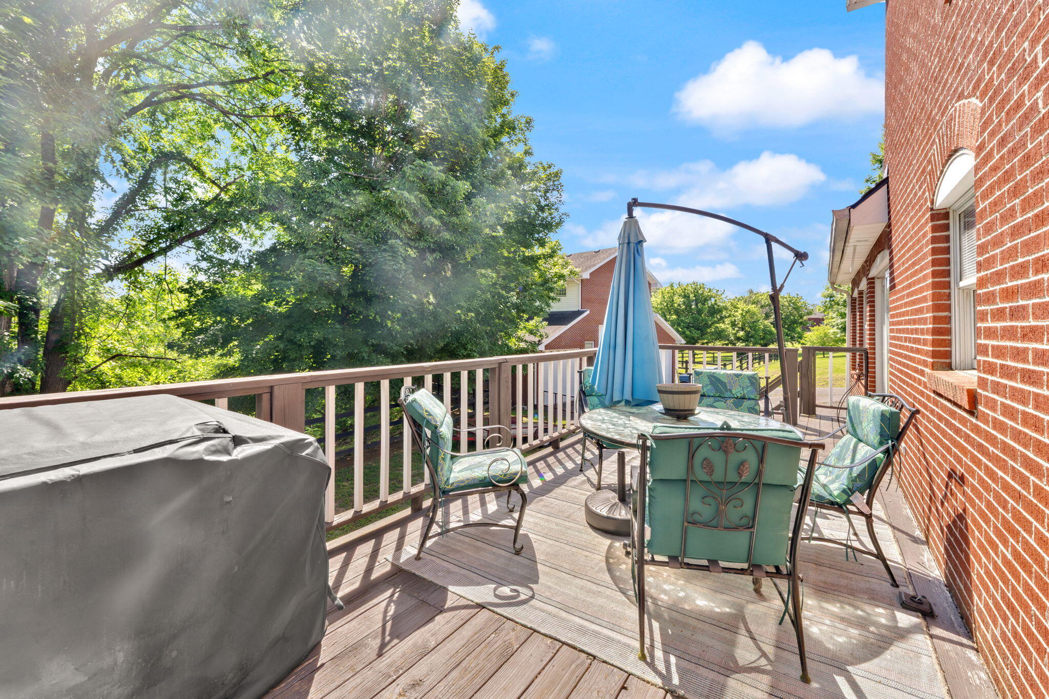 Somerset, Kentucky, 42503, United States, 4 Bedrooms Bedrooms, ,5 BathroomsBathrooms,Residential,Active,2052049
